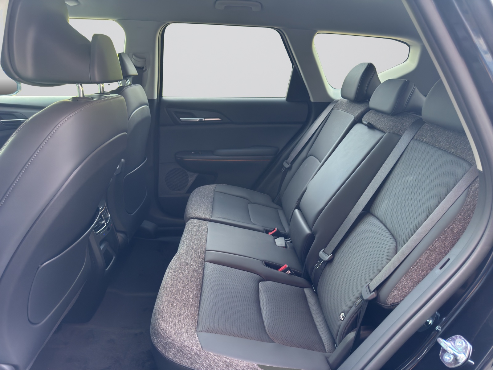 KIA EV5 81,4 kWh Earth 4x4-image-7