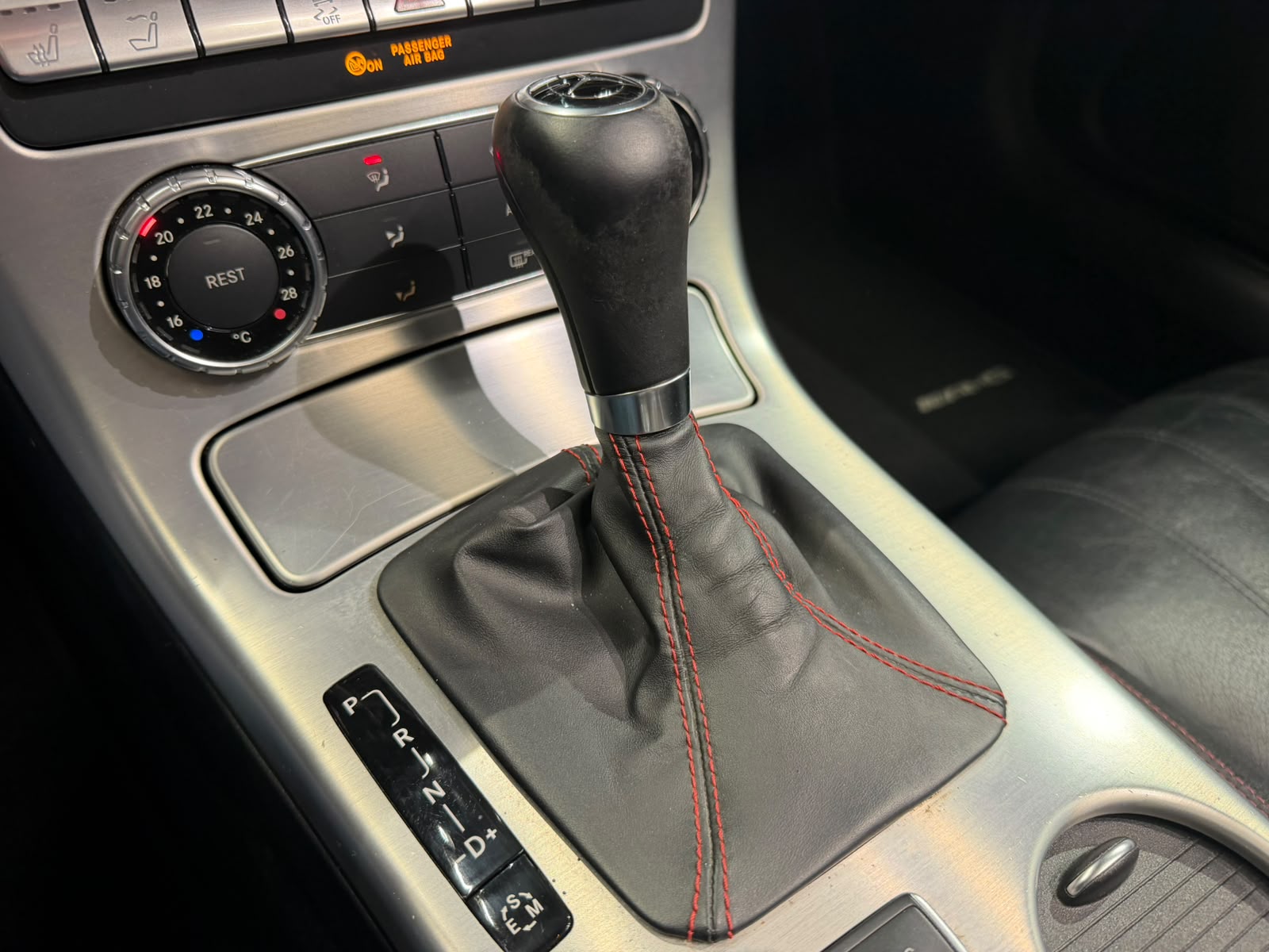MERCEDES-BENZ SLK 350 7G-Tronic-image-23