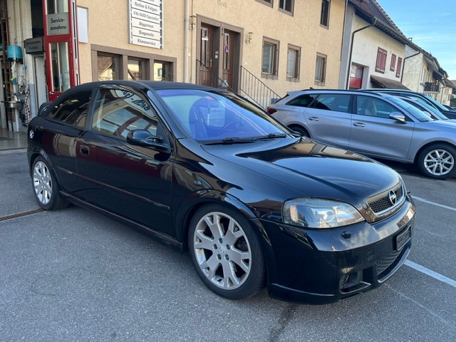 OPEL Astra 2.0i 16V Turbo OPC-showroom-element-1