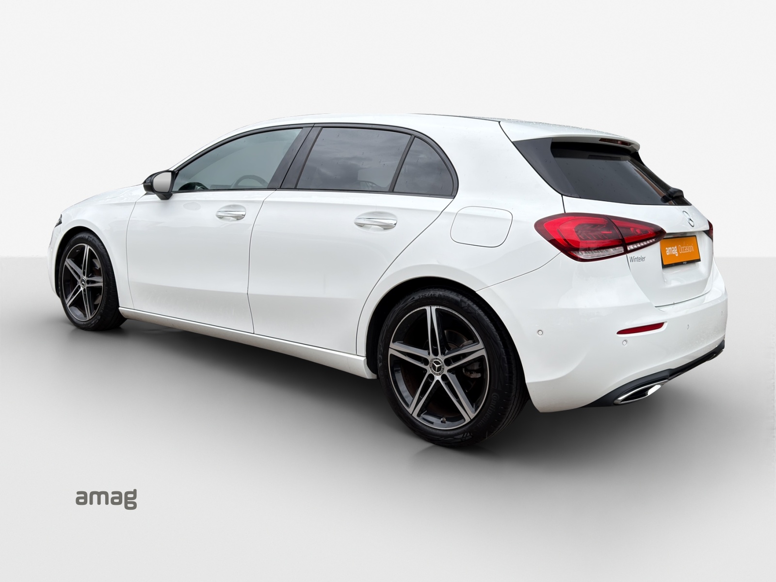 MERCEDES-BENZ A 180 Night Star 7G-DCT-showroom-element-2