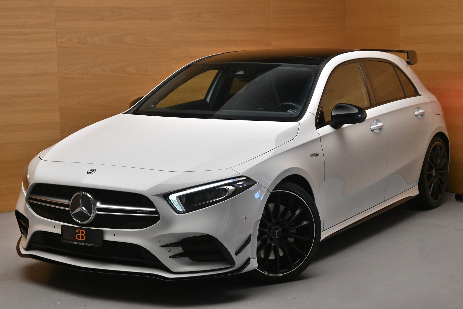 MERCEDES-BENZ A 35 AMG 4Matic Speedshift*AMG Performance-Sitze*