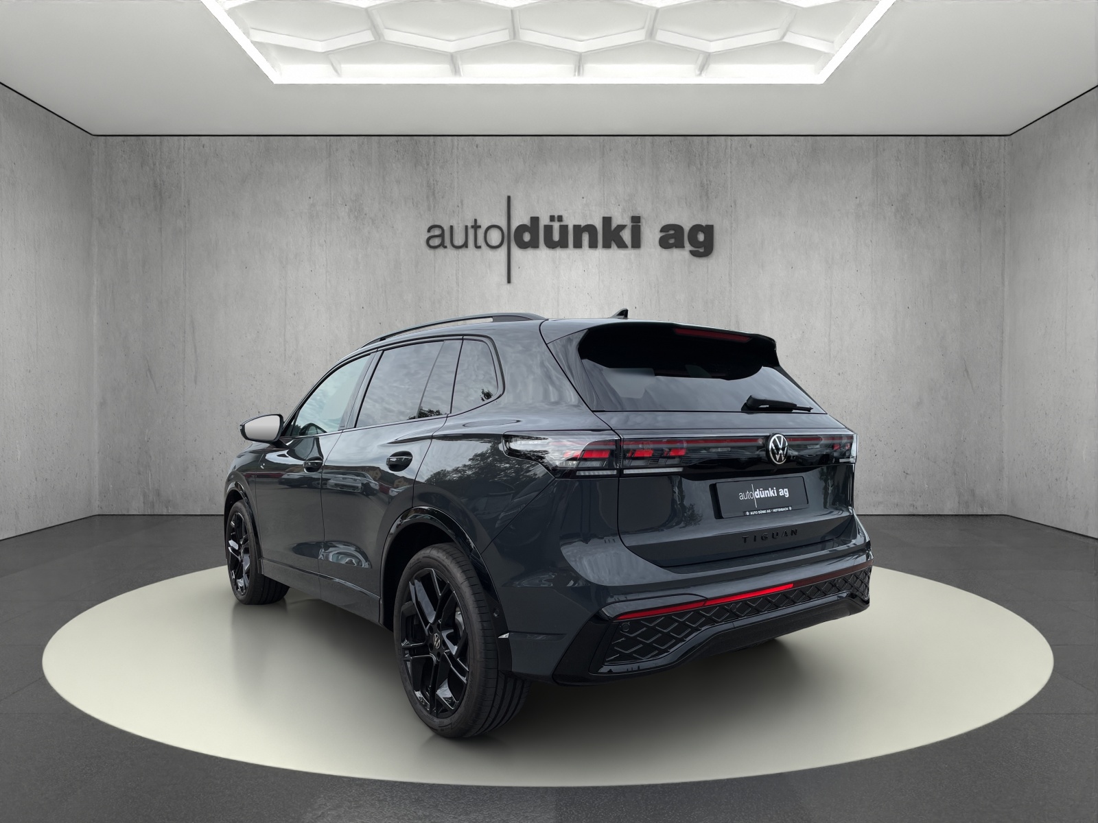 VW Tiguan 1.5 TSI evo2 mHEV R-Line DSG-showroom-element-2