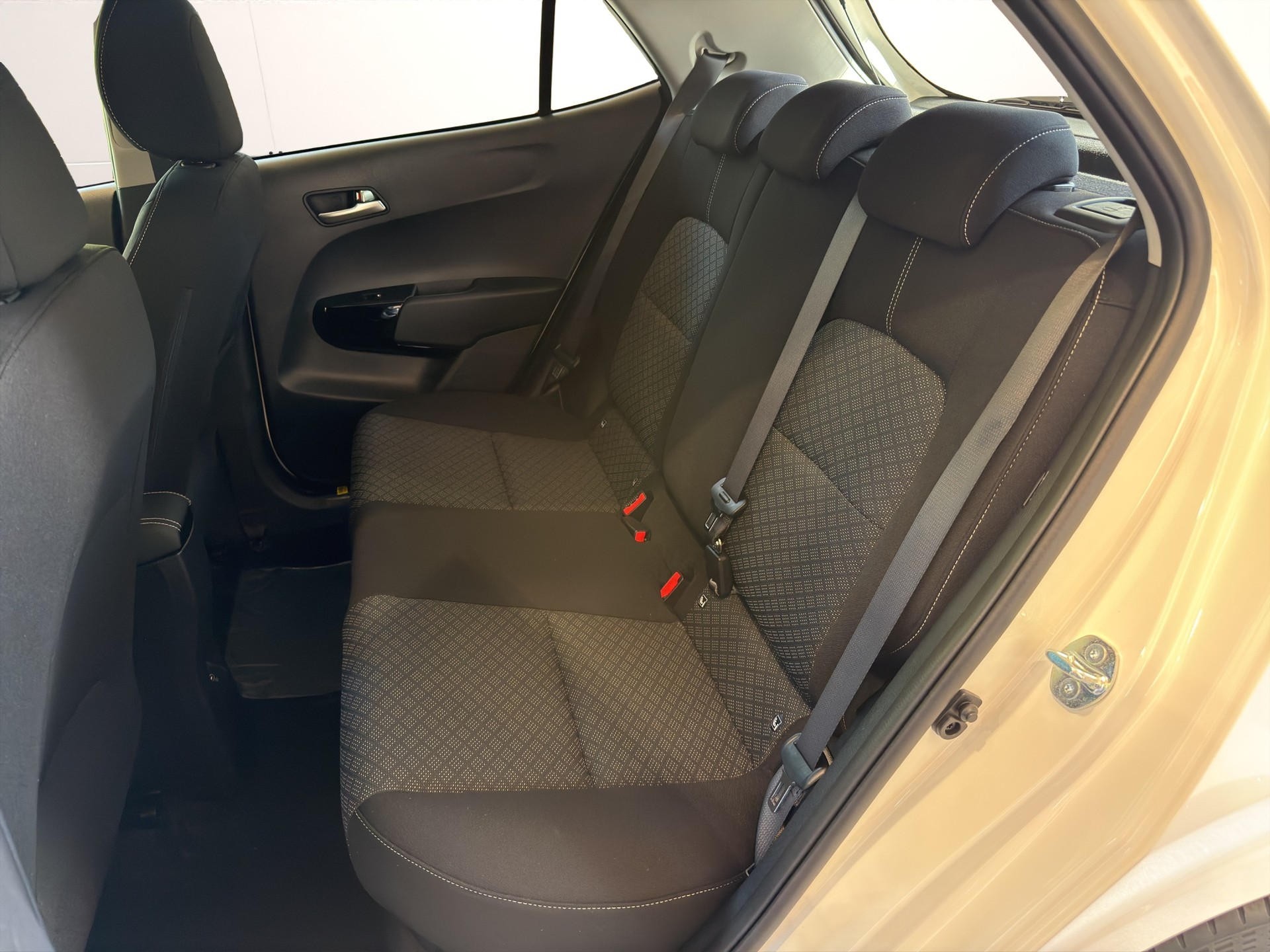KIA Picanto 1.0 CVVT Inspire+ Automatic-image-10
