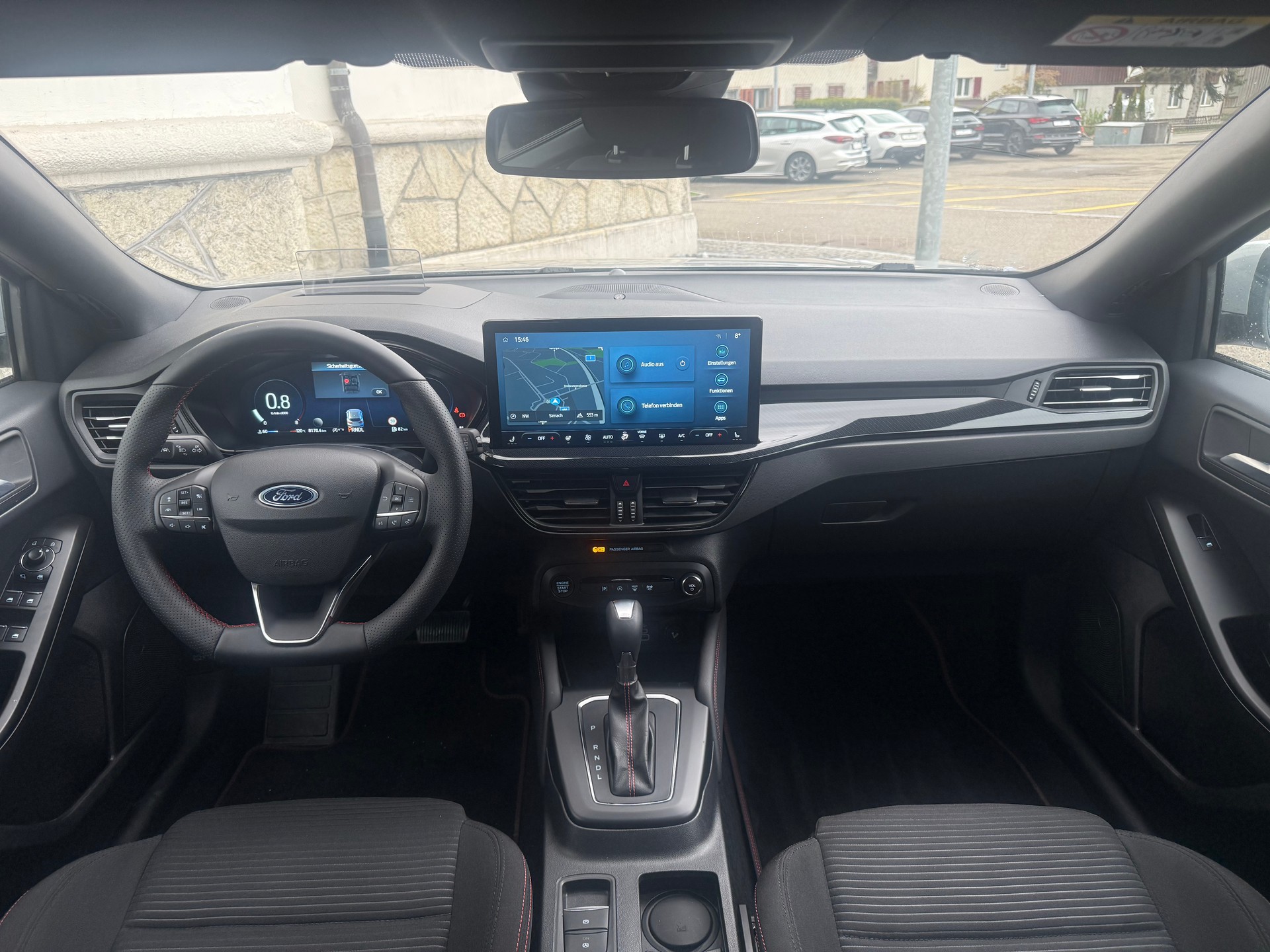 FORD Focus Station Wagon 1.0i EcoB Hybrid 155 ST-Line X-image-13