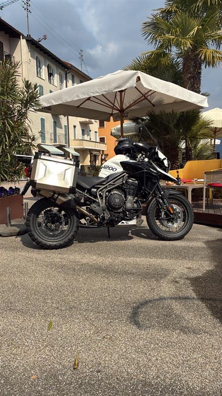 TRIUMPH Tiger 1200 XCx ABS-image-1