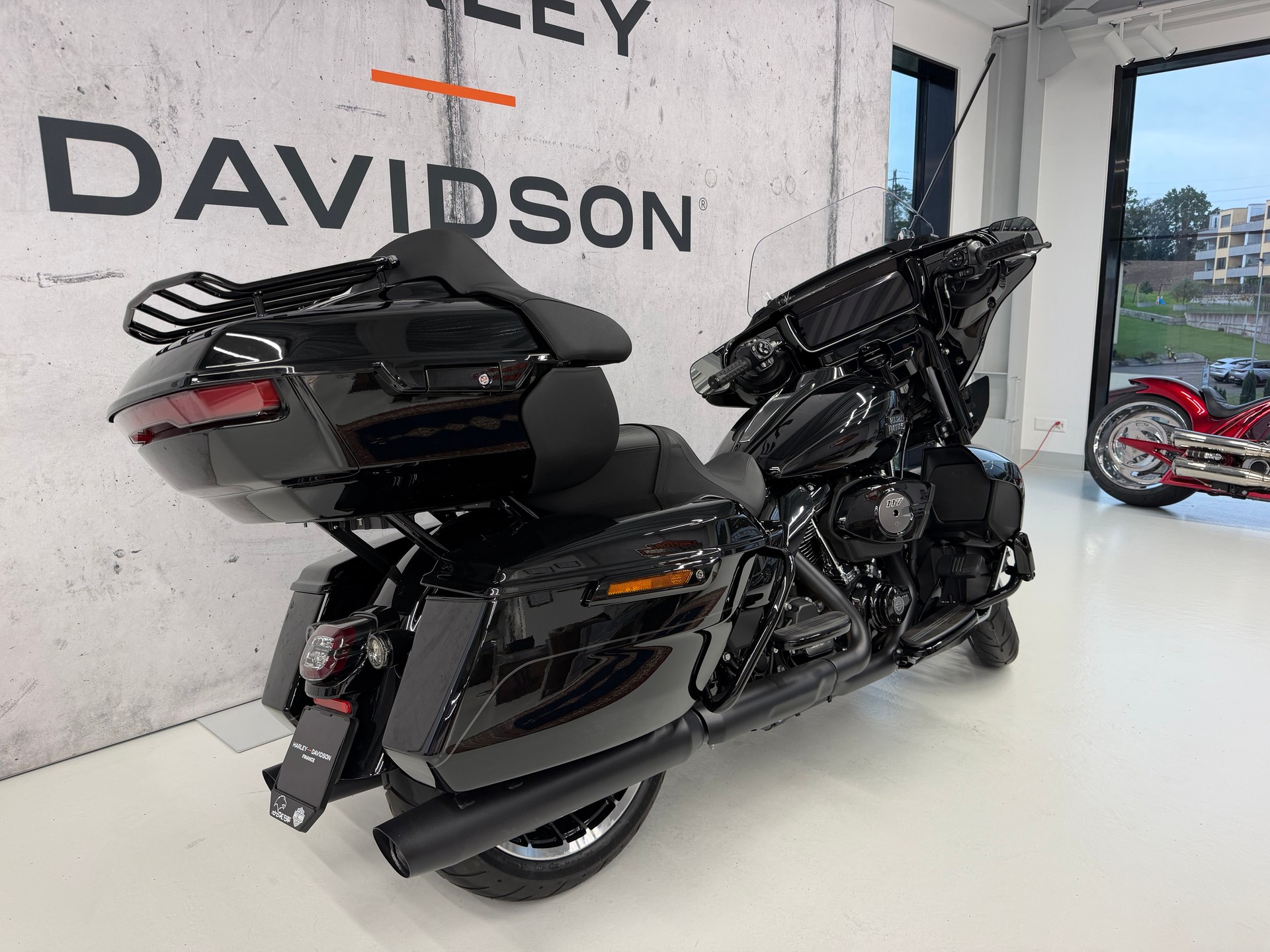 HARLEY-DAVIDSON FLHX Street Glide 117 Limited-image-2