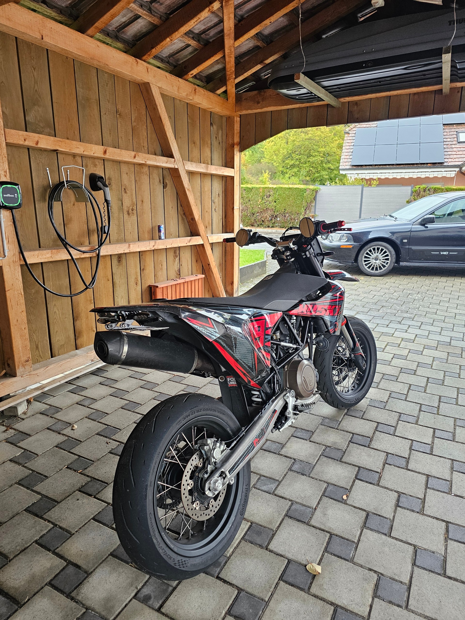 HUSQVARNA 701 Supermoto-image-4