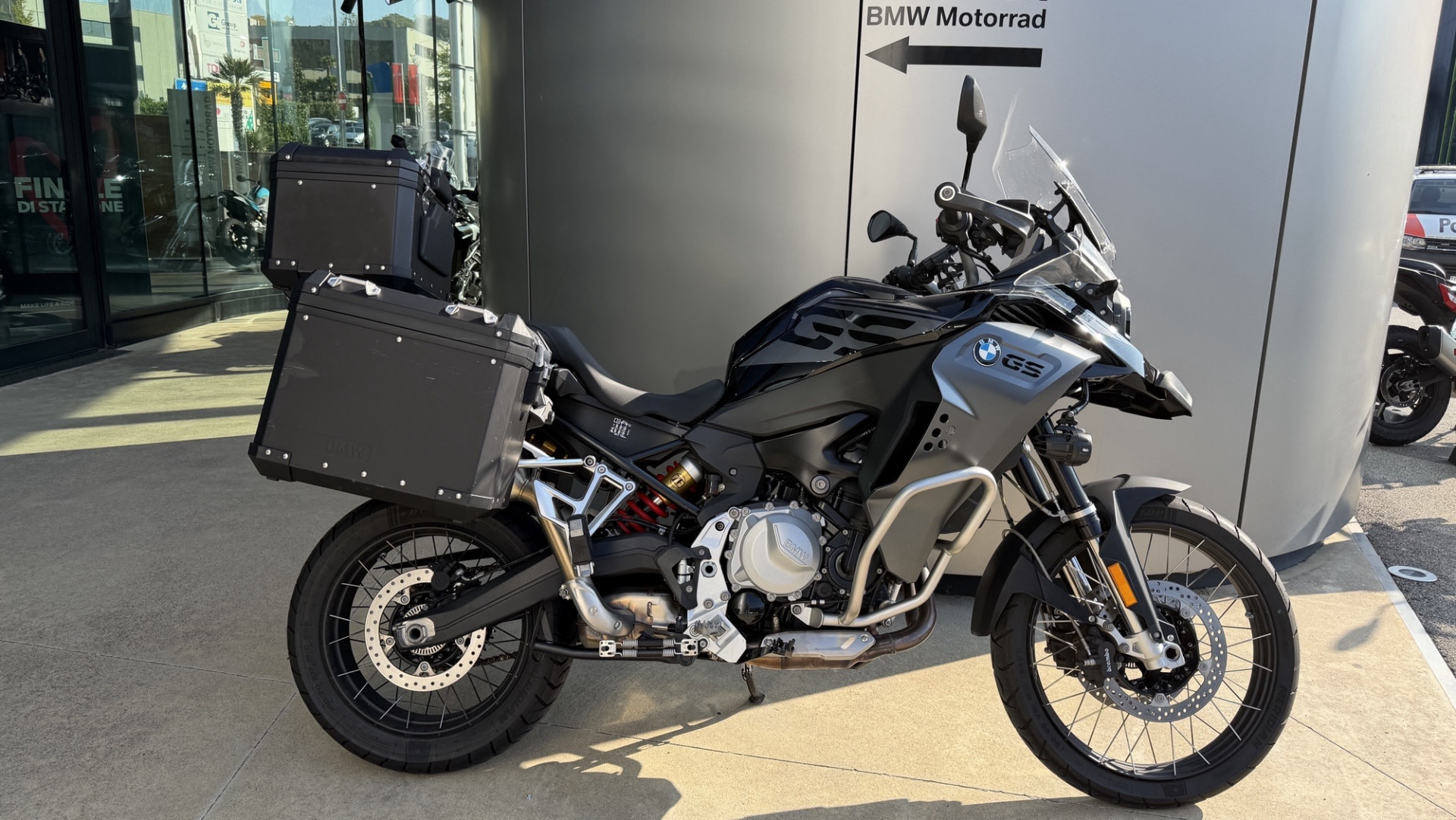 BMW F 850 GS Adventure Triple Black-image-0