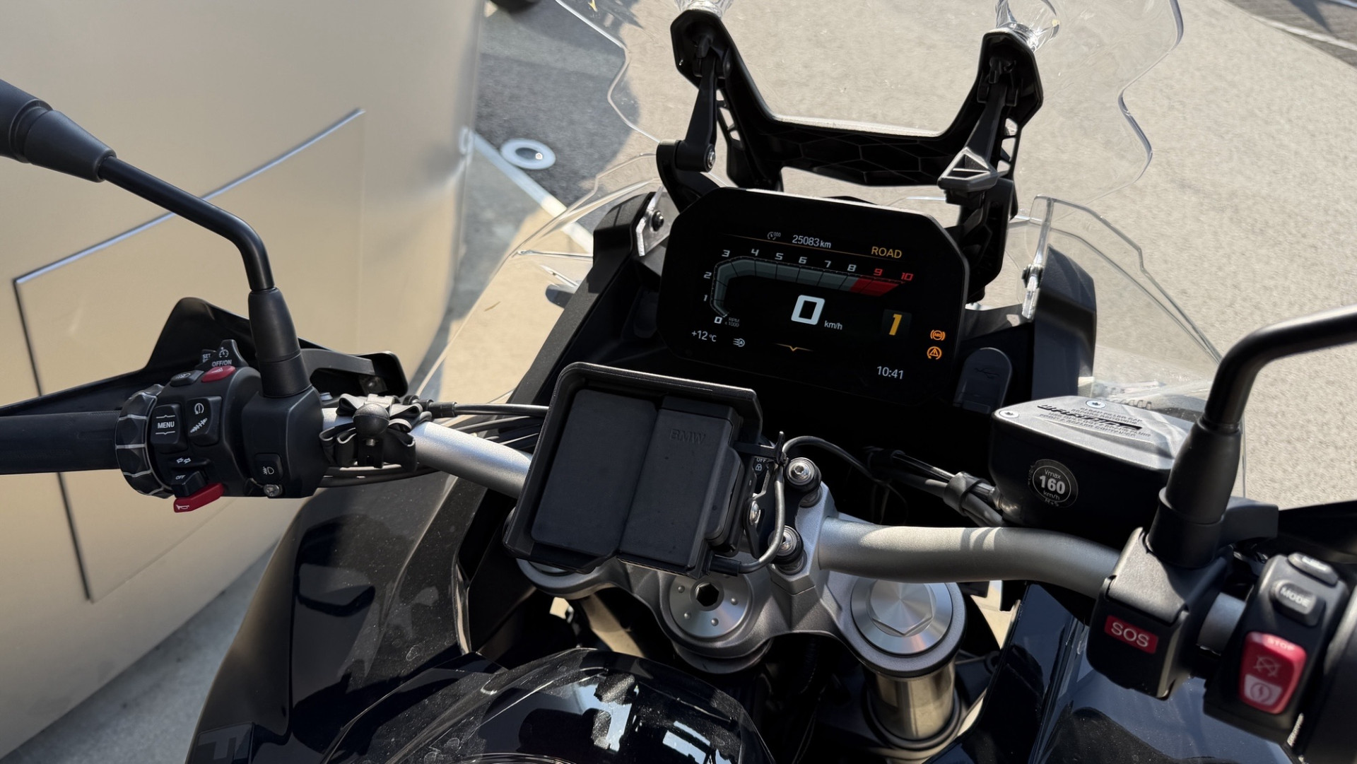 BMW F 850 GS Adventure Triple Black-image-3