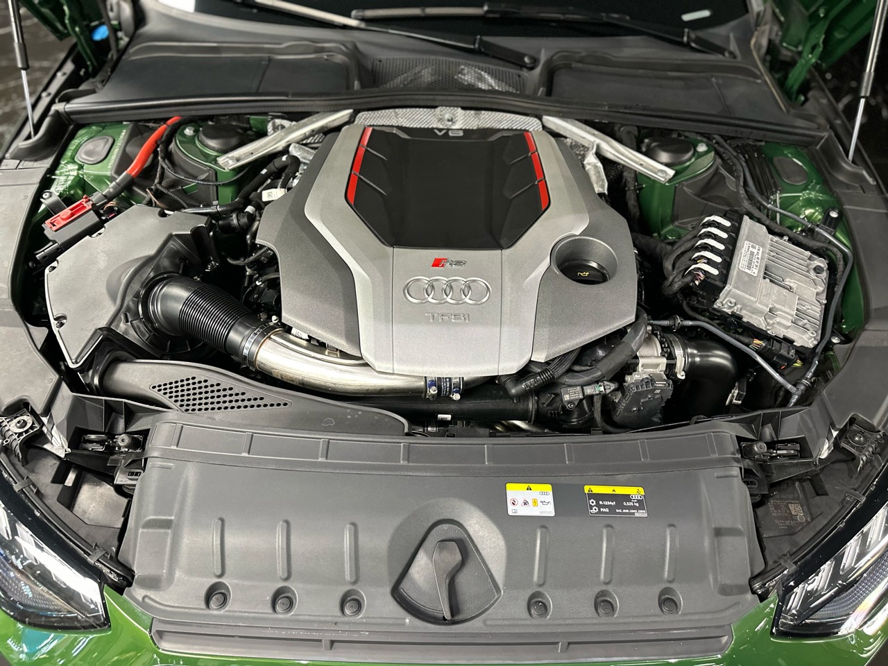 AUDI RS4 Avant quattro tiptronic-image-25