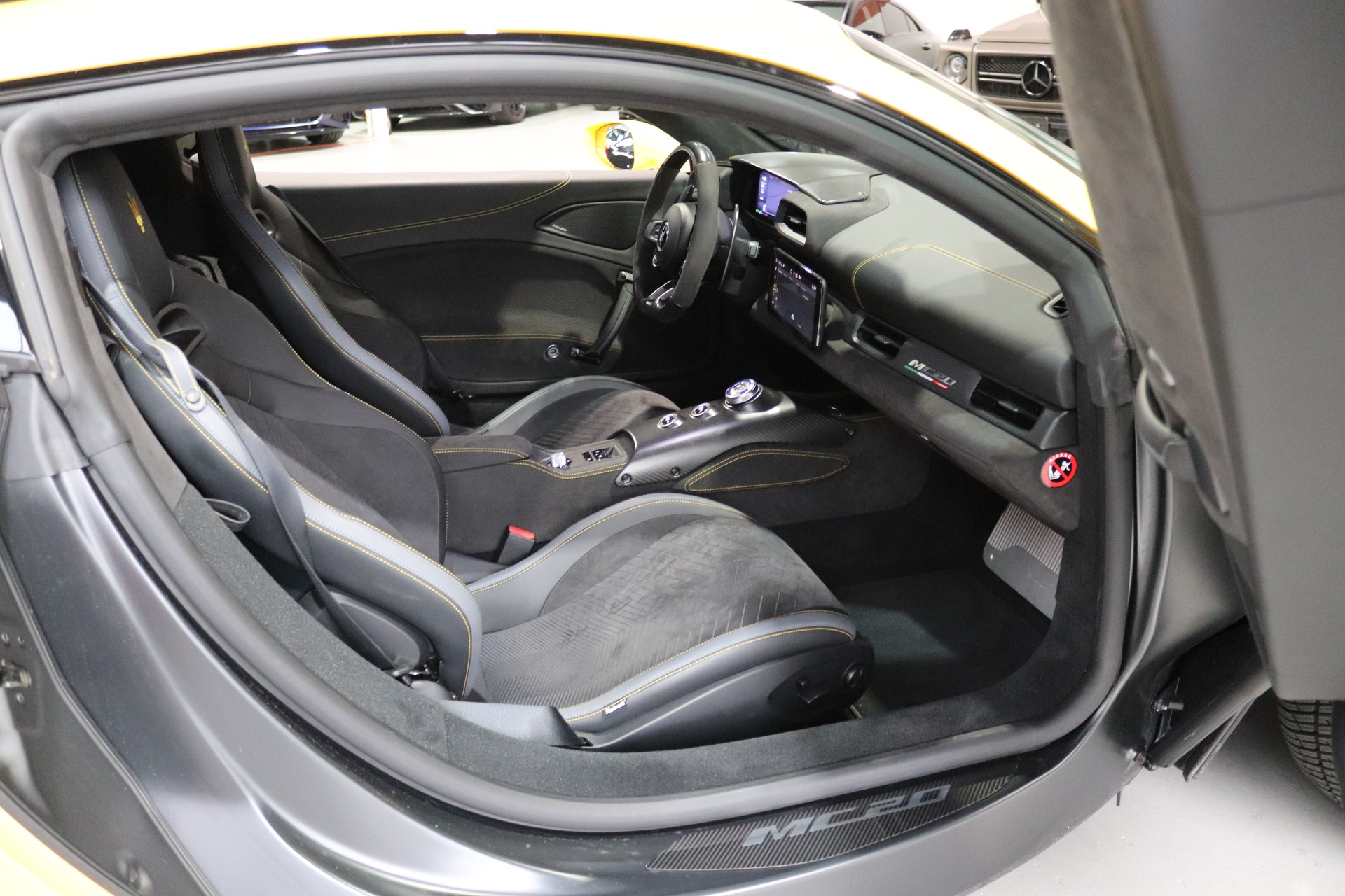 MASERATI MC 20-image-8