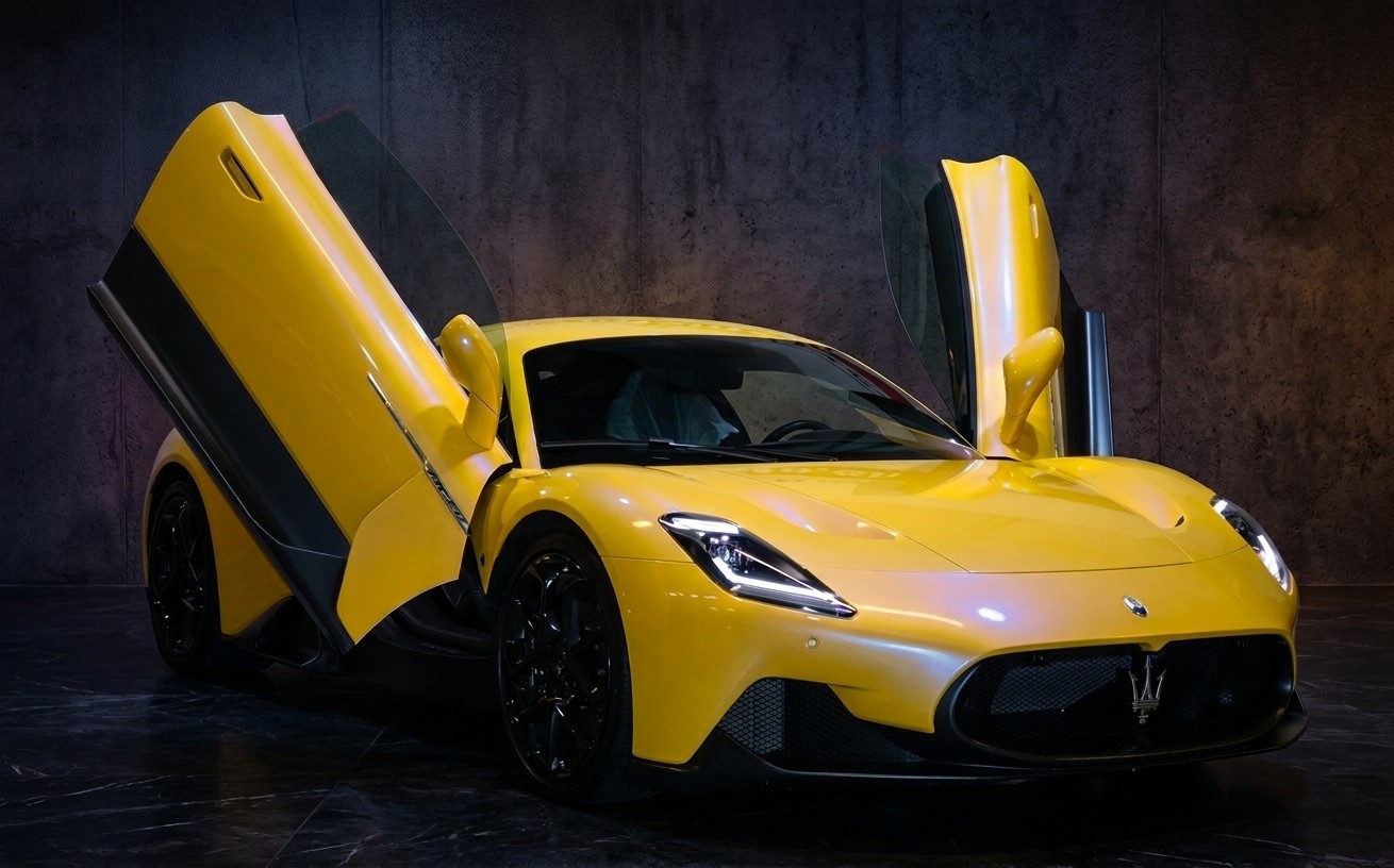 MASERATI MC 20-image-6