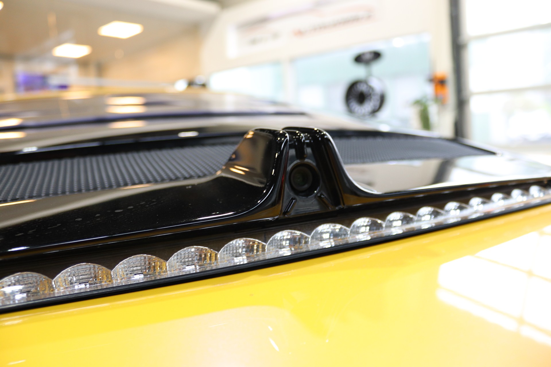 MASERATI MC 20-image-23