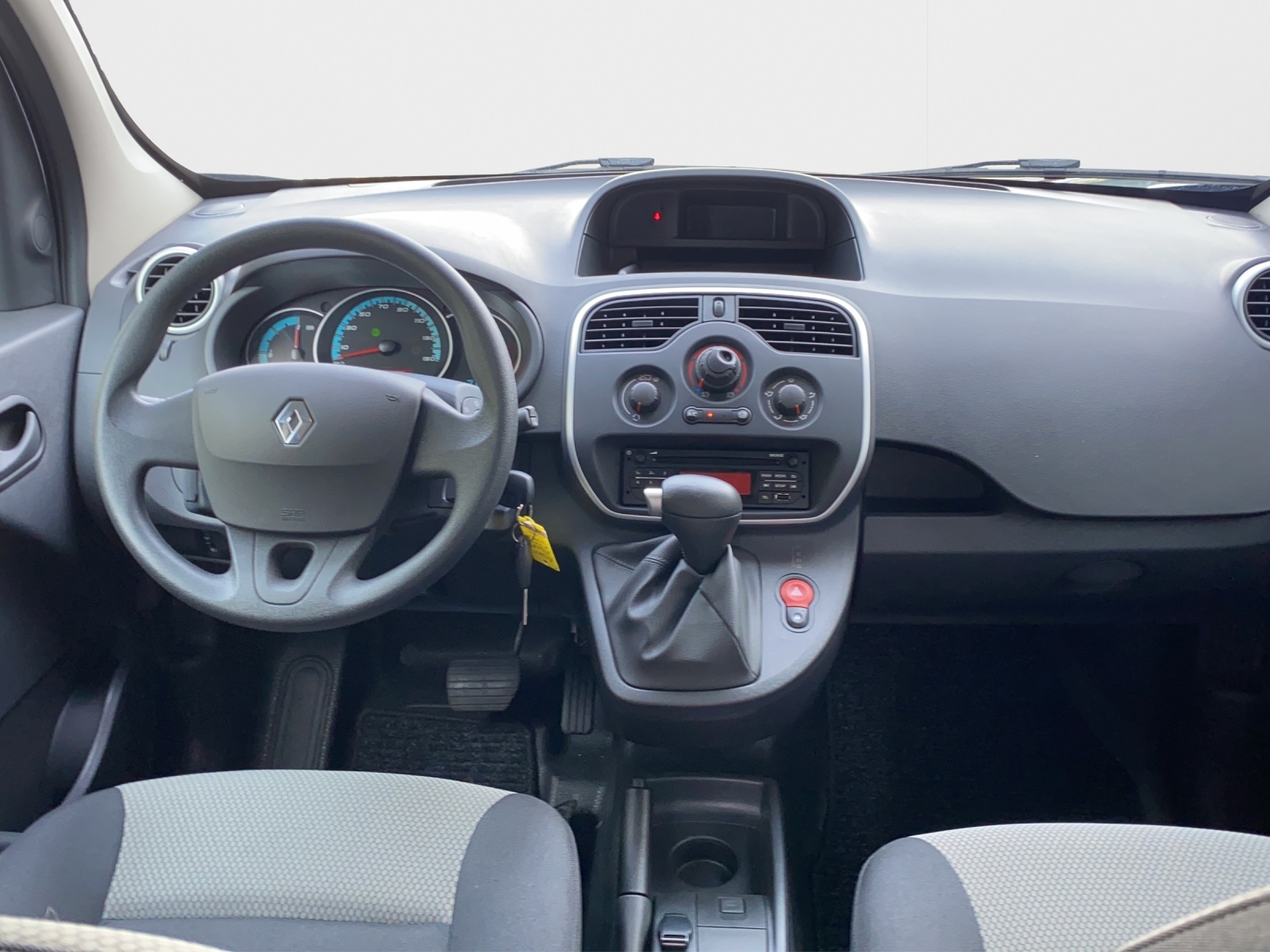RENAULT Kangoo Z.E. 33 R60 Access-image-16