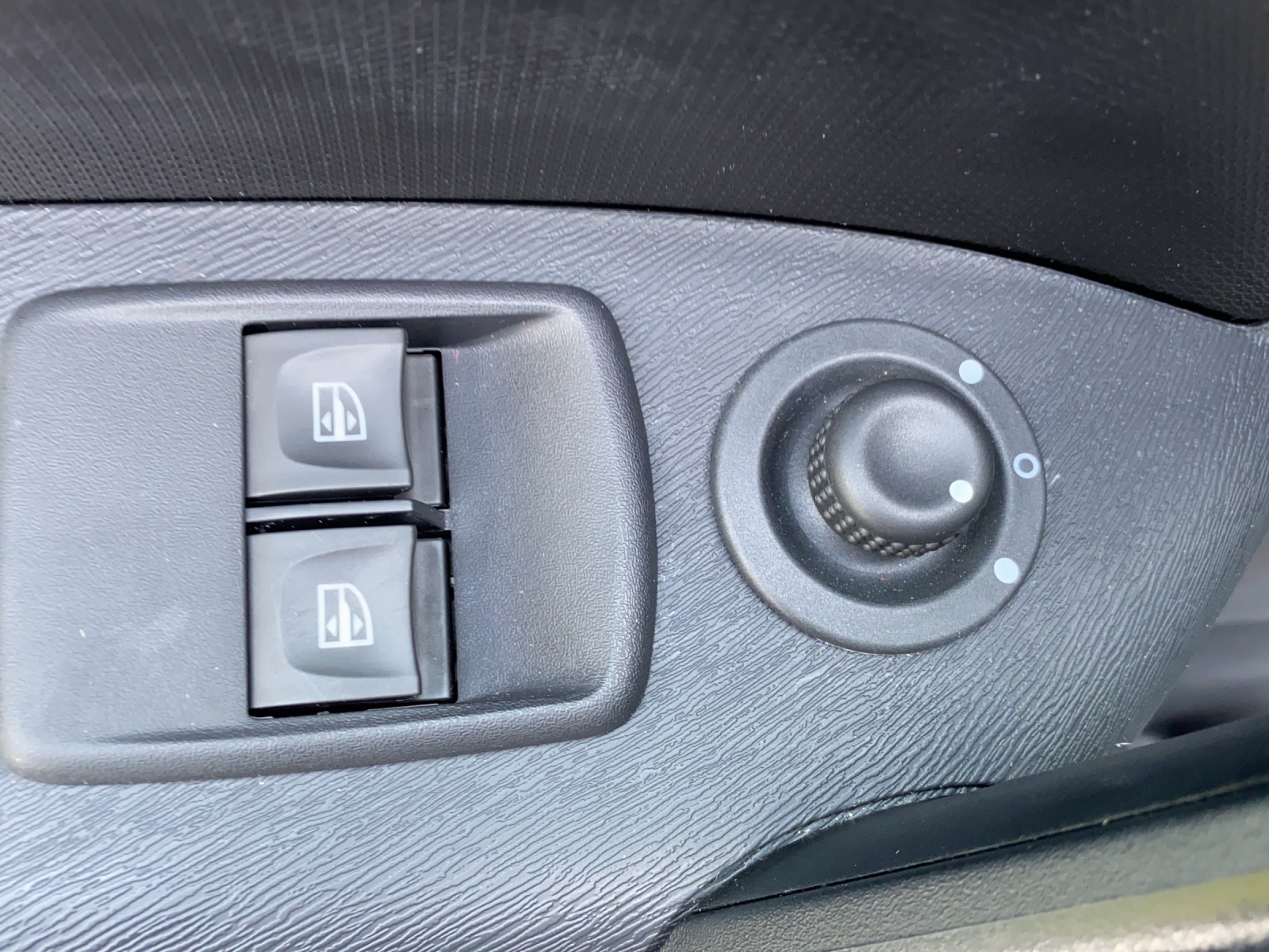 RENAULT Kangoo Z.E. 33 R60 Access-image-12