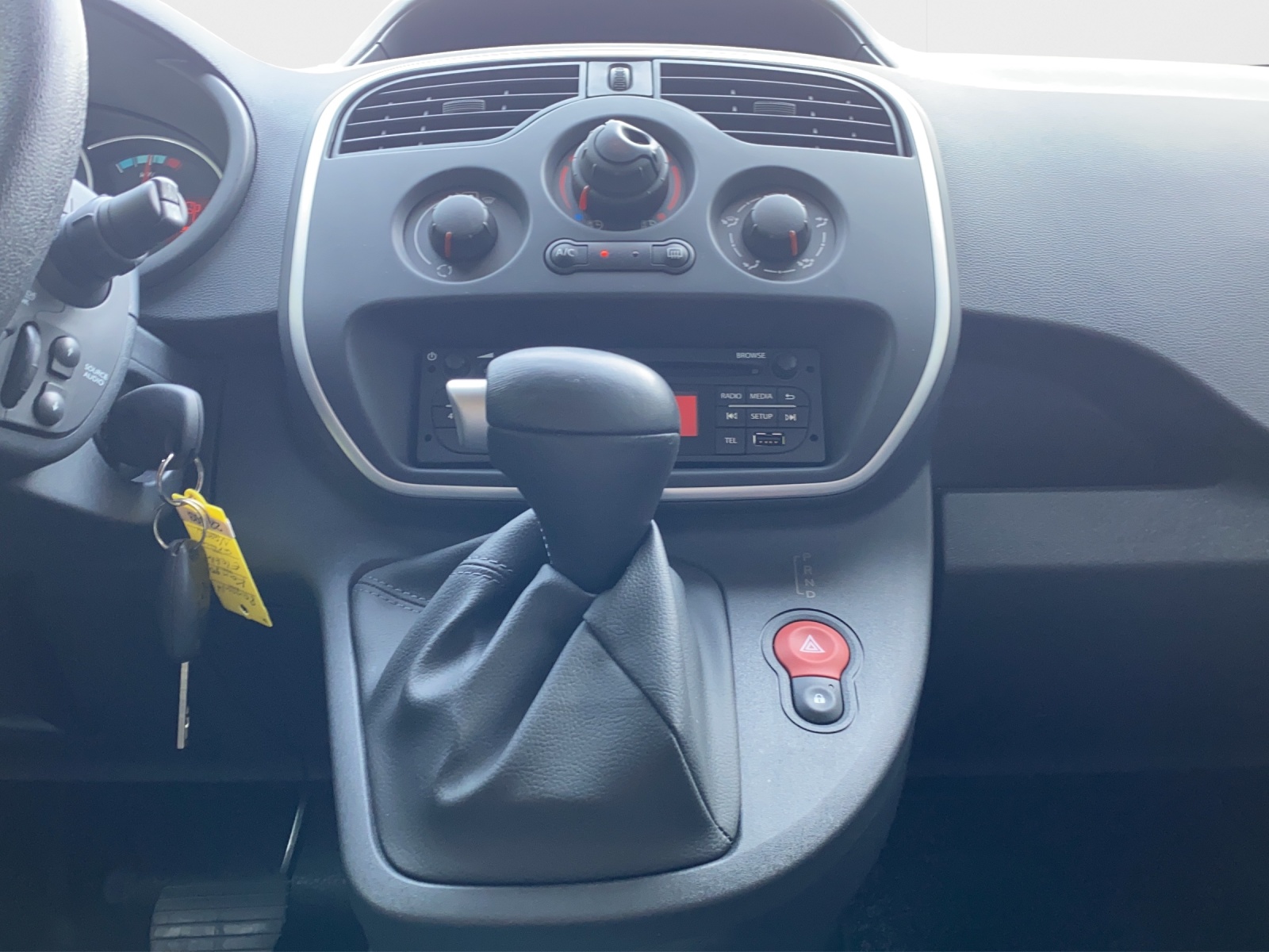 RENAULT Kangoo Z.E. 33 R60 Access-image-17