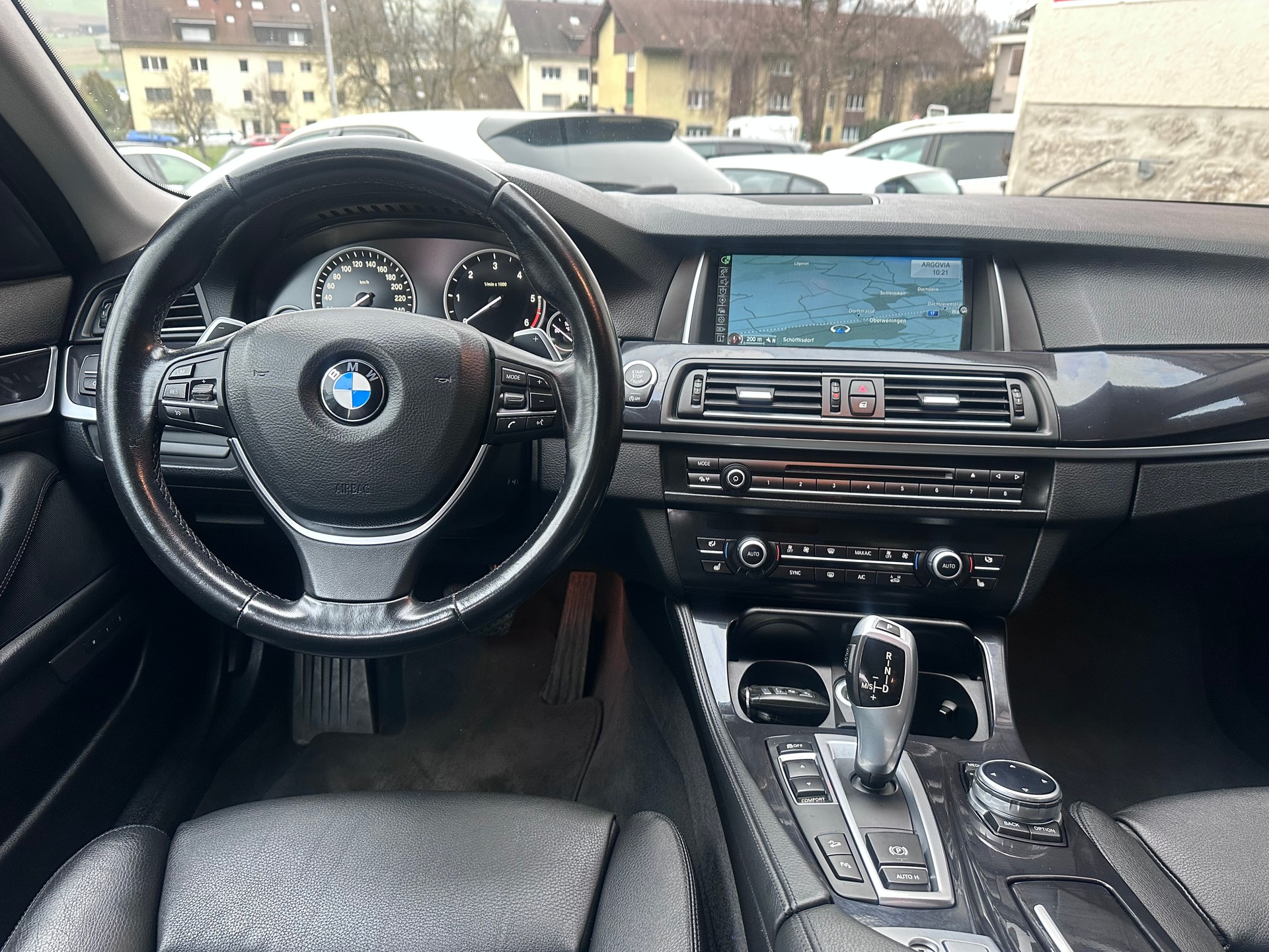 BMW 520d Touring xDrive Steptronic-image-7
