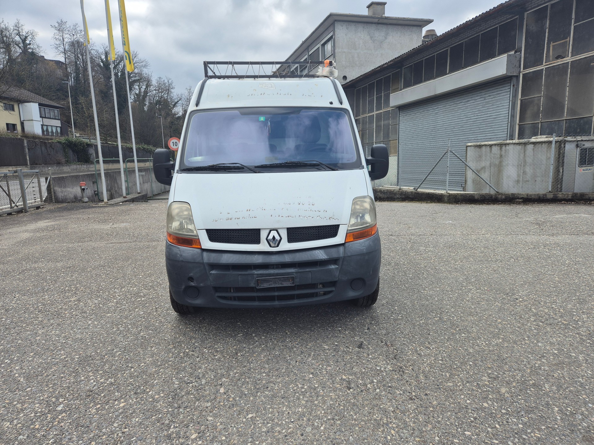 RENAULT Master T35 2.5dCi Busin. BFL33U