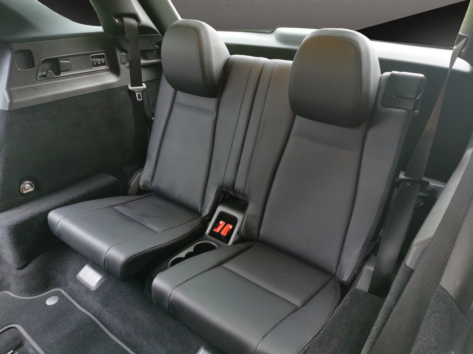 MERCEDES-BENZ GLE 400 d 4Matic AMG Line 9G-Tronic-image-8