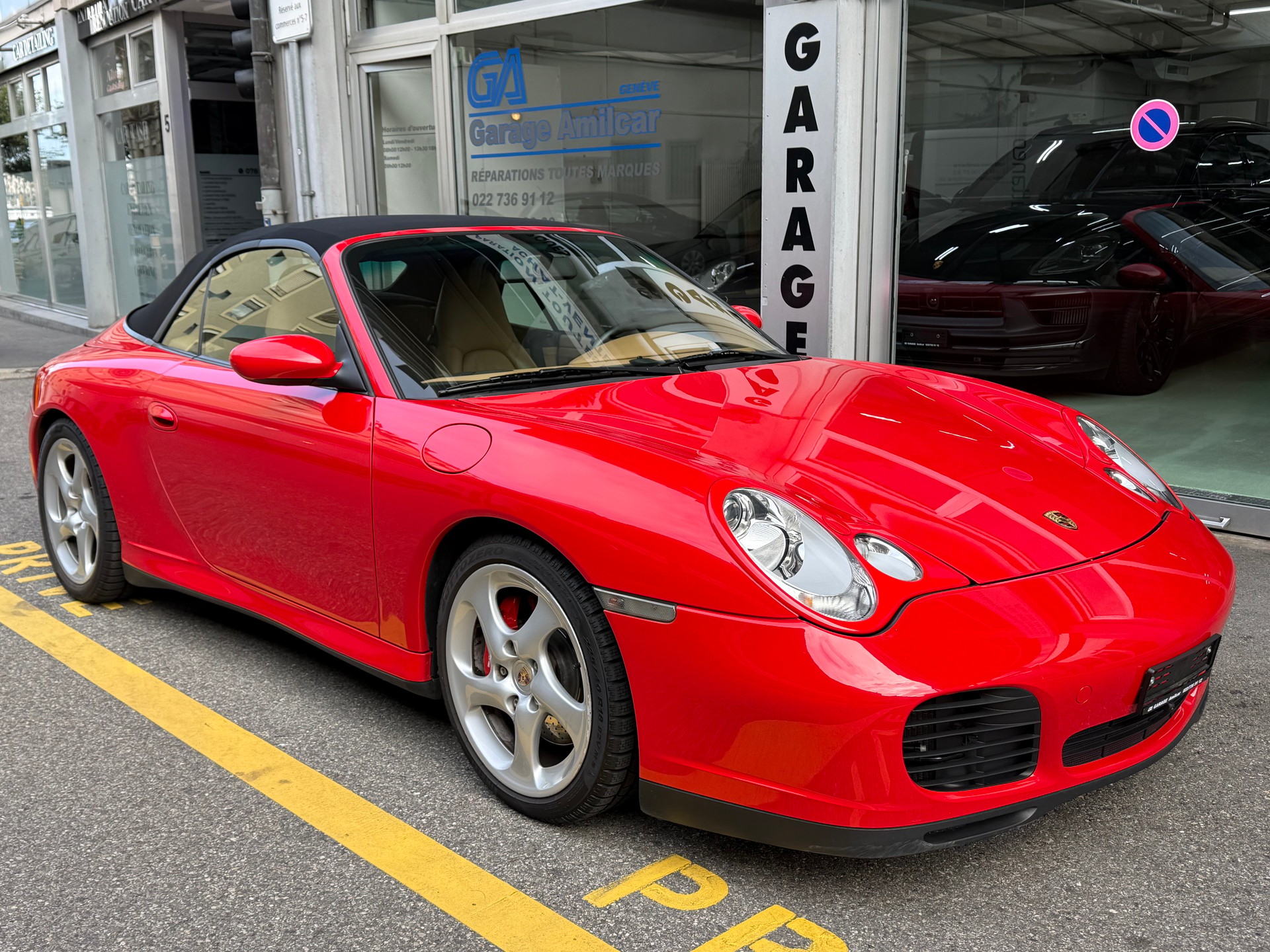 PORSCHE 911 Carrera 4S Cabrio