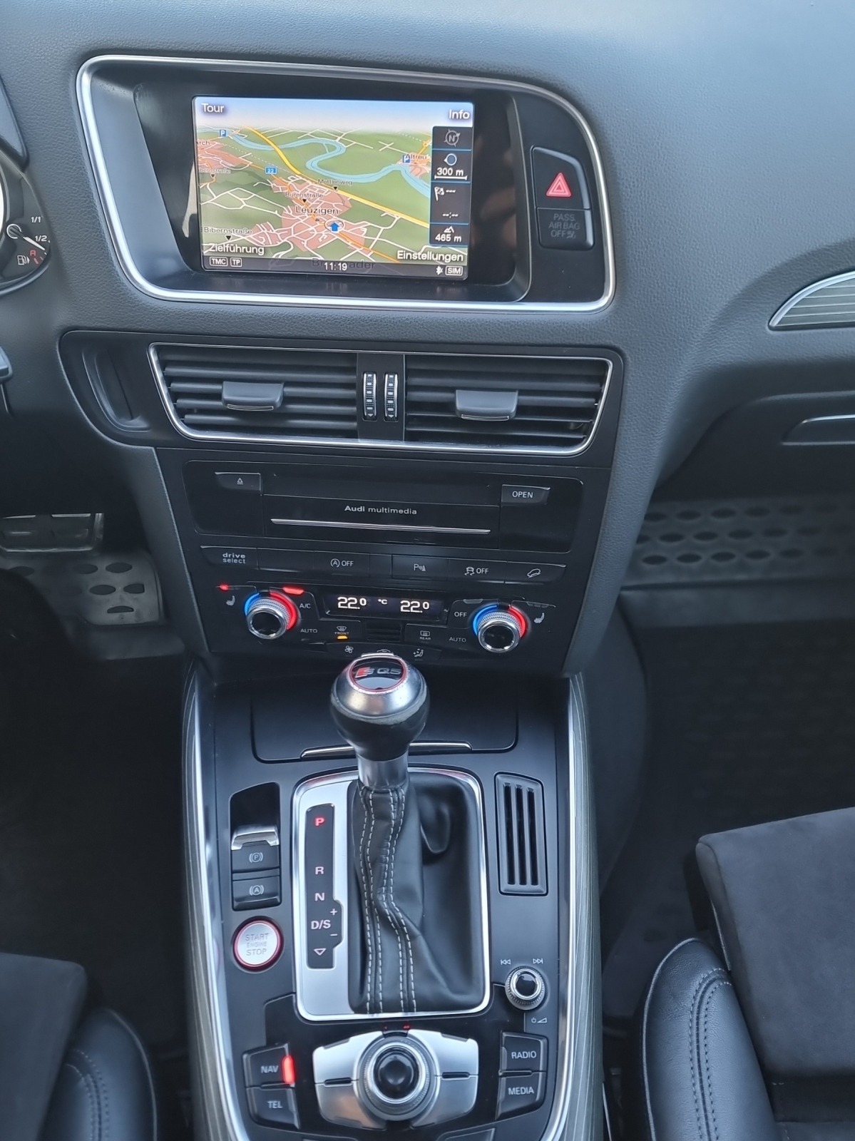 AUDI SQ5 3.0 TDI quattro tiptronic-image-11