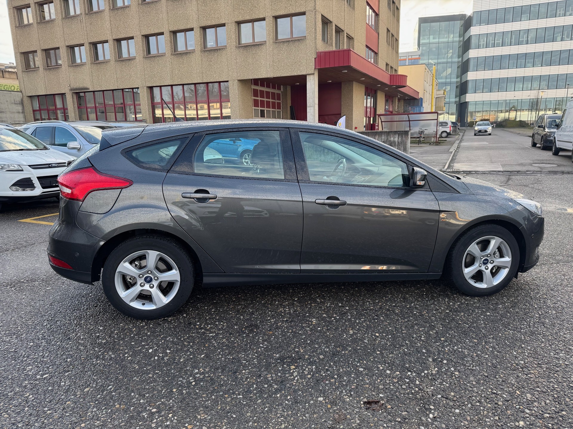 FORD Focus 1.0 SCTi Trend Automatic-showroom-element-1