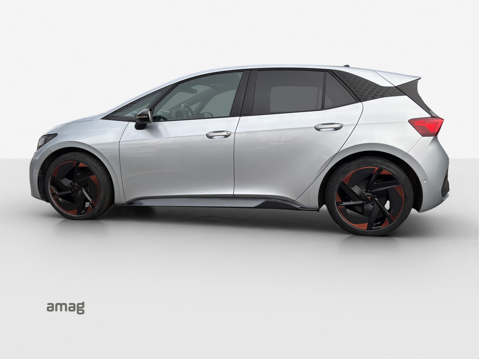 CUPRA Born 58 kWh-showroom-element-1