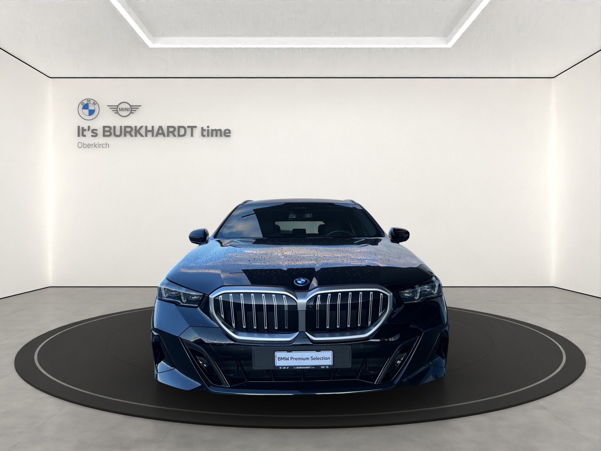 BMW 530e xDr Tour M Sport-image-8