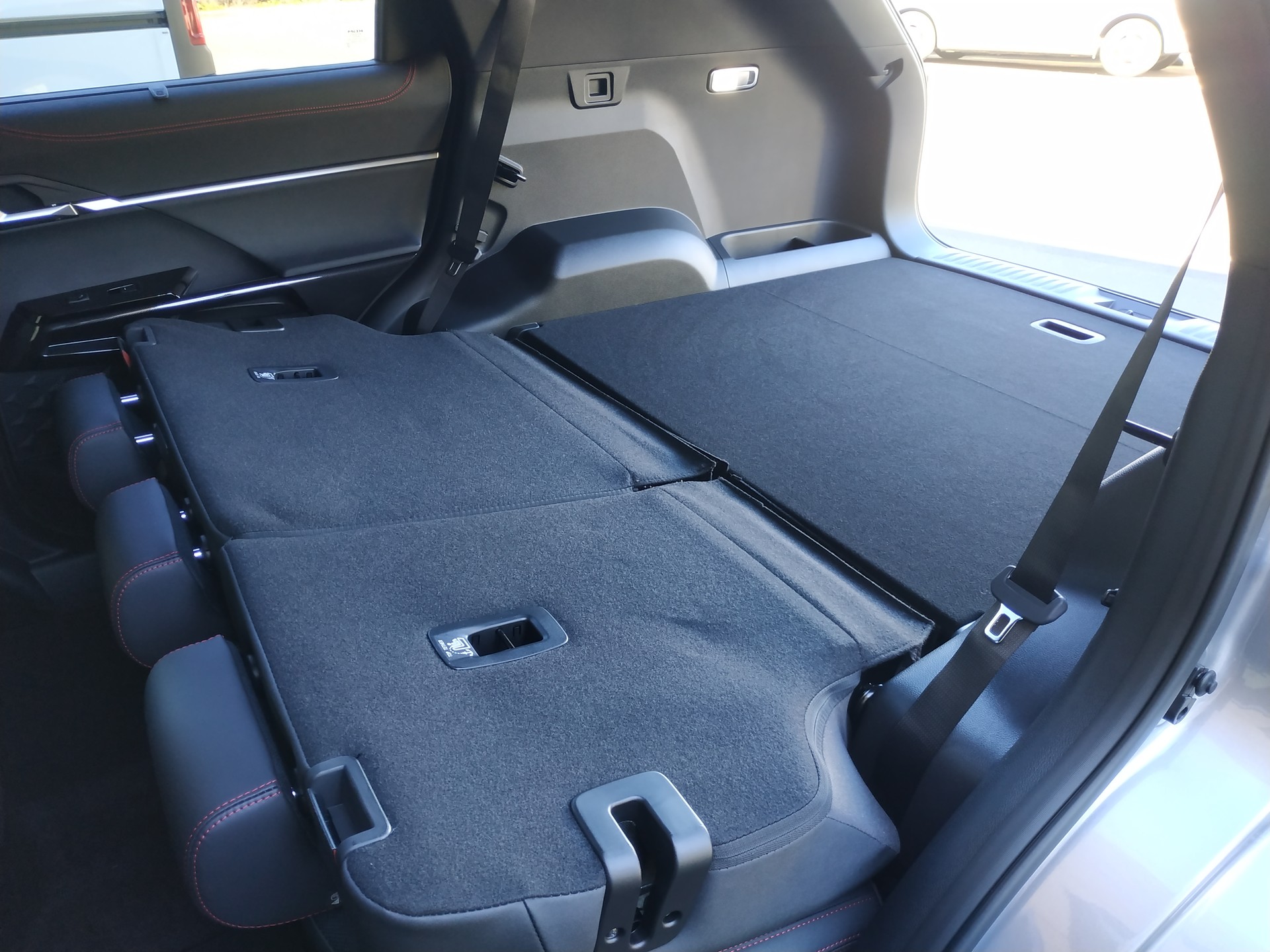KGM-SsangYong Actyon 1.5 T GDI First Edition 4WD Automat-image-19