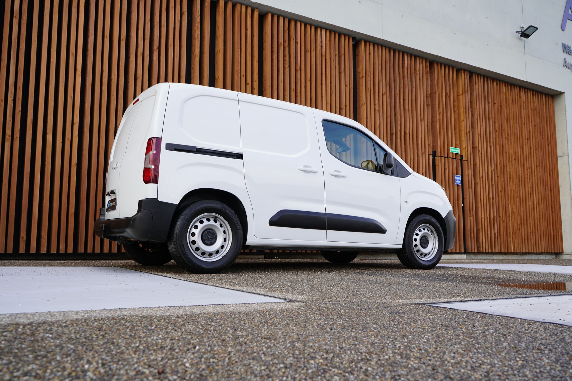 PEUGEOT PARTNER 1.6 BLUE HDi S/S GRIP 1000 KG l 102 PS-image-13