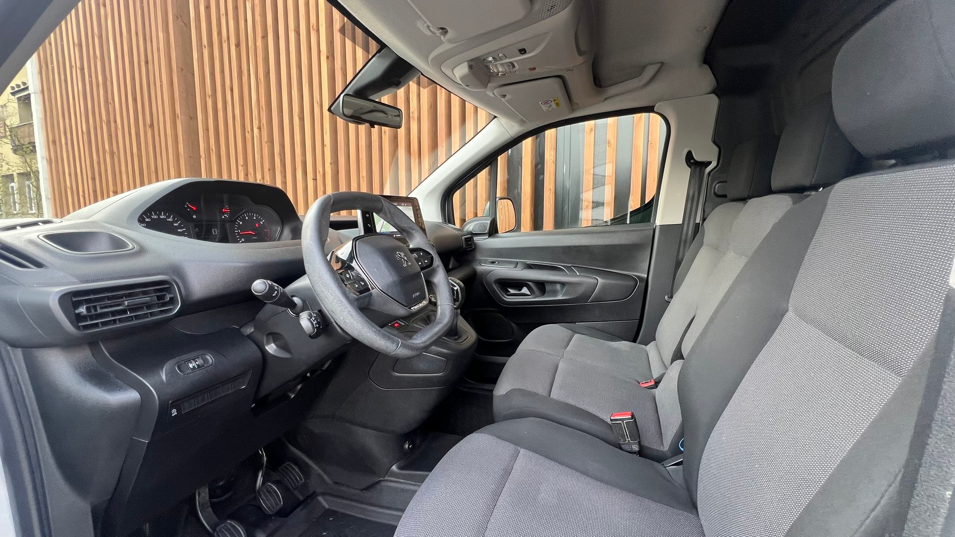PEUGEOT PARTNER 1.6 BLUE HDi S/S GRIP 1000 KG l 102 PS-image-24