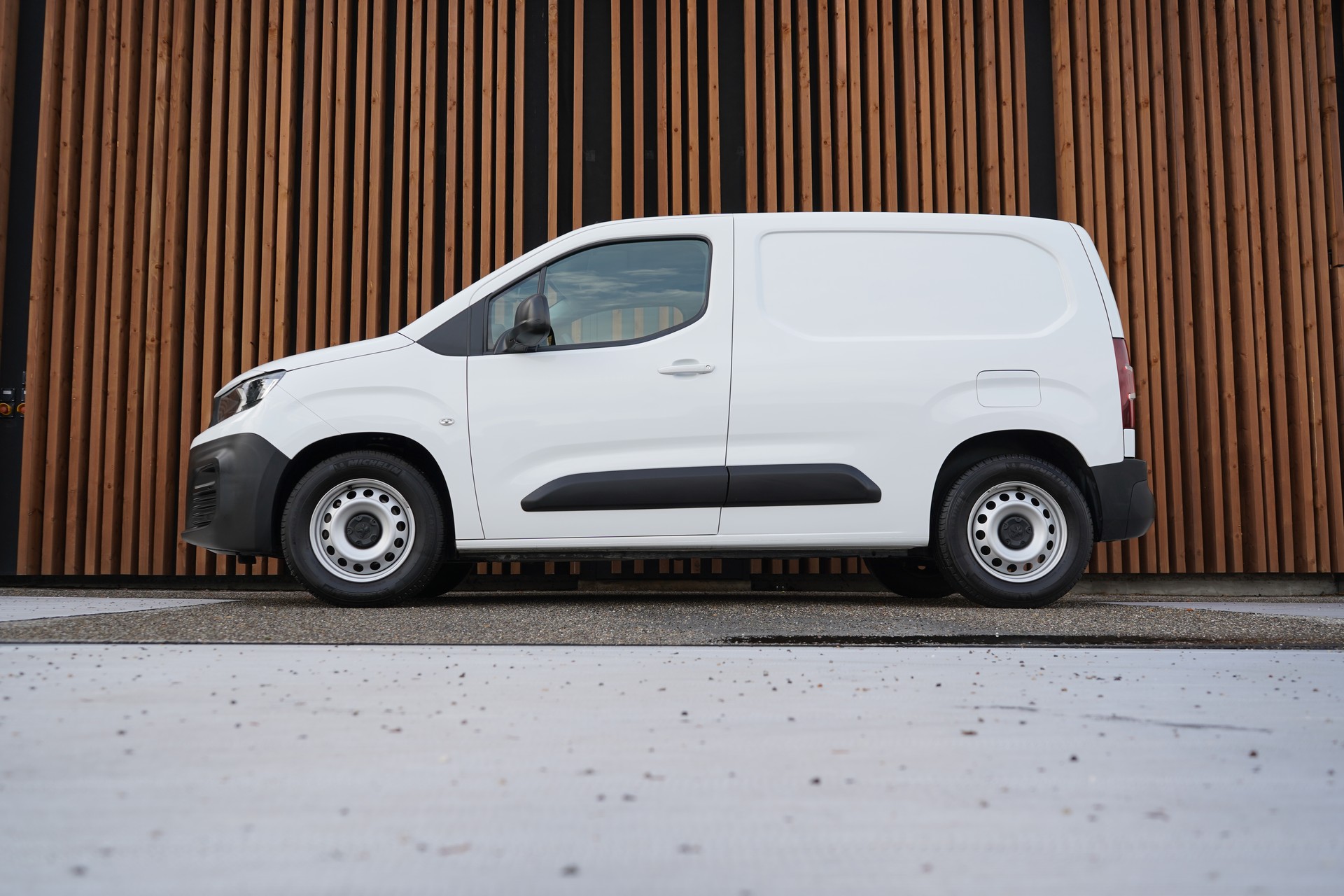 PEUGEOT PARTNER 1.6 BLUE HDi S/S GRIP 1000 KG l 102 PS-showroom-element-3