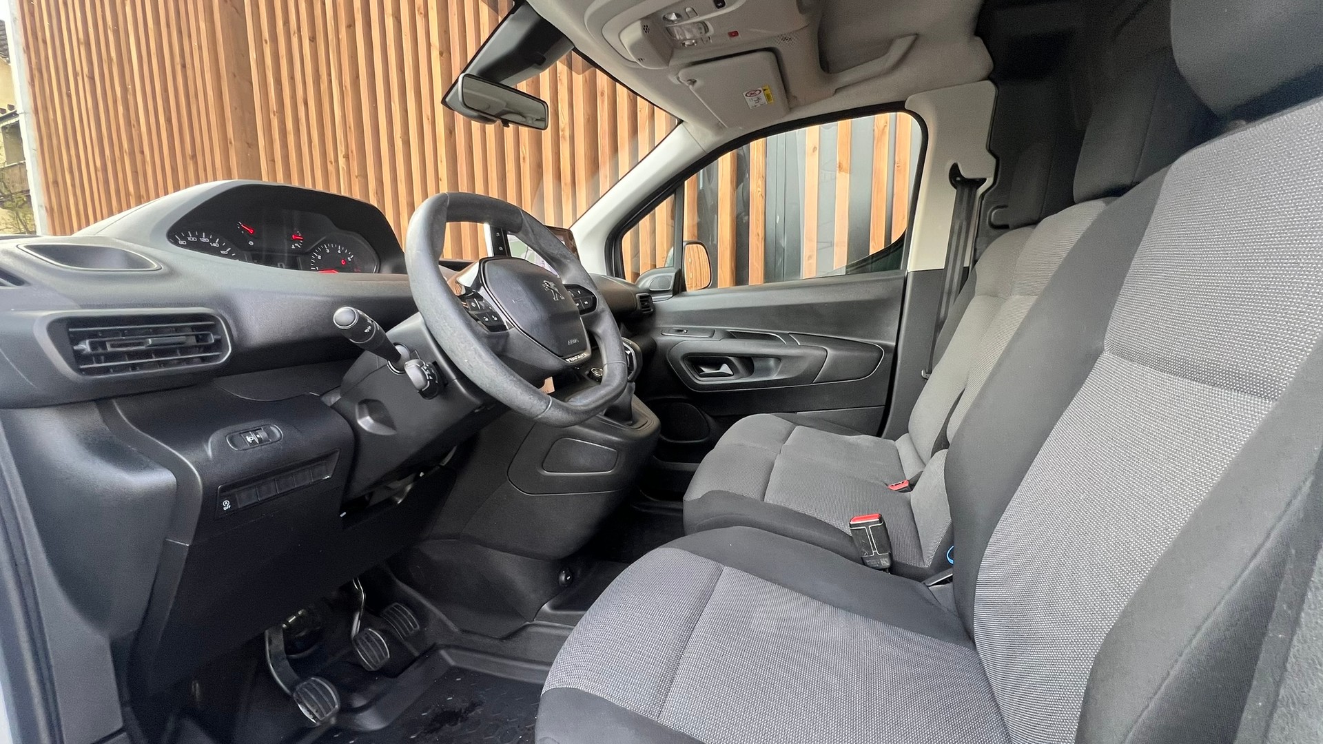 PEUGEOT PARTNER 1.6 BLUE HDi S/S GRIP 1000 KG l 102 PS-image-26