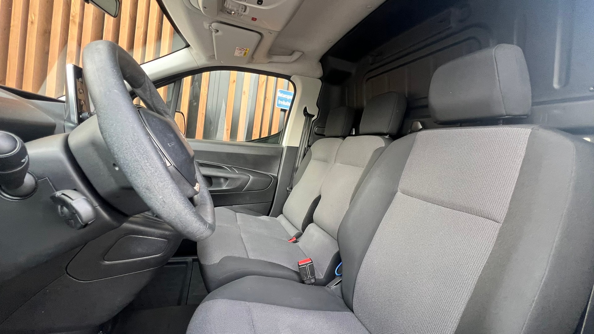 PEUGEOT PARTNER 1.6 BLUE HDi S/S GRIP 1000 KG l 102 PS-image-23