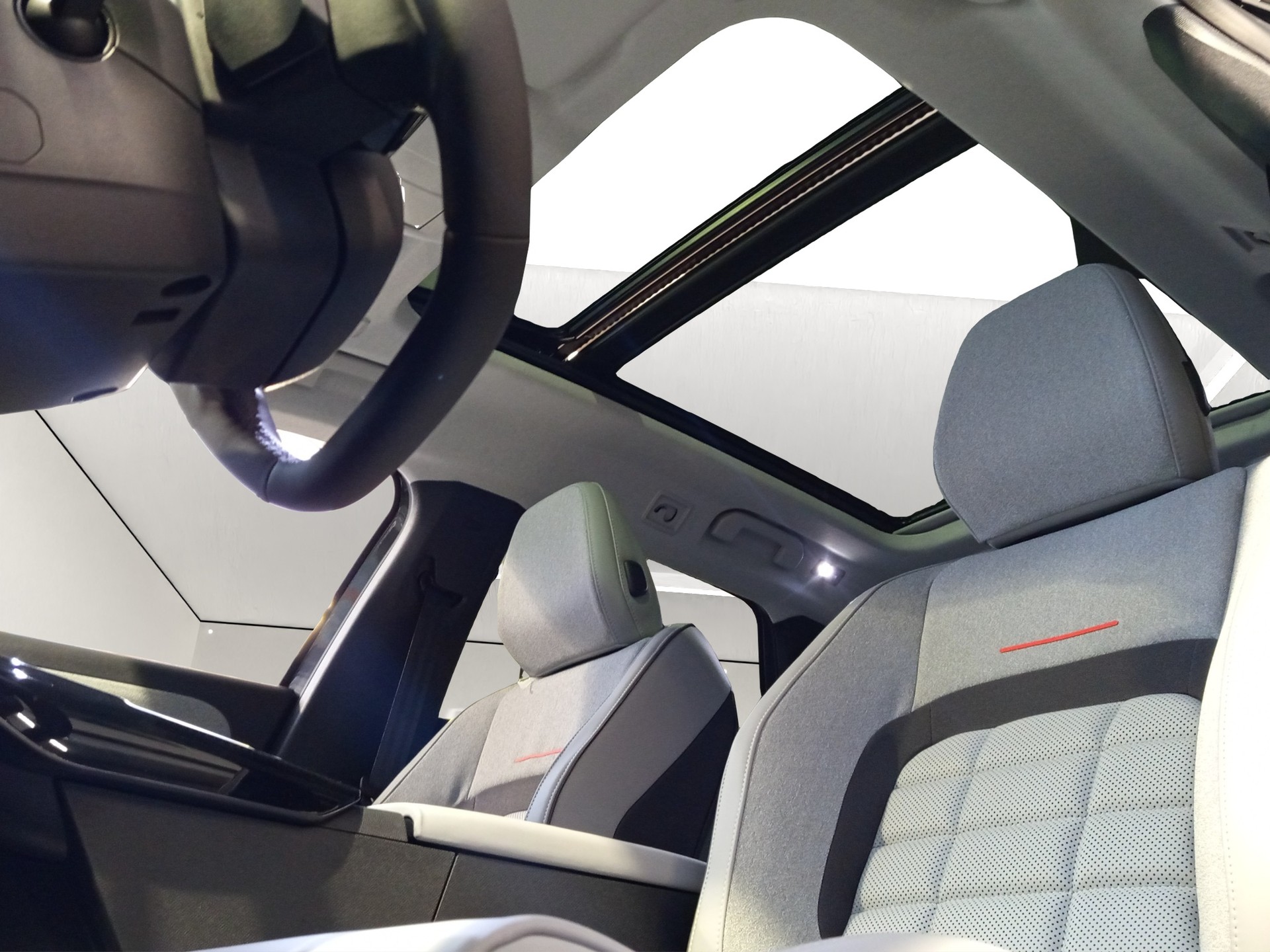 CITROEN E-C5 Aircross 73 kWh Max-image-15