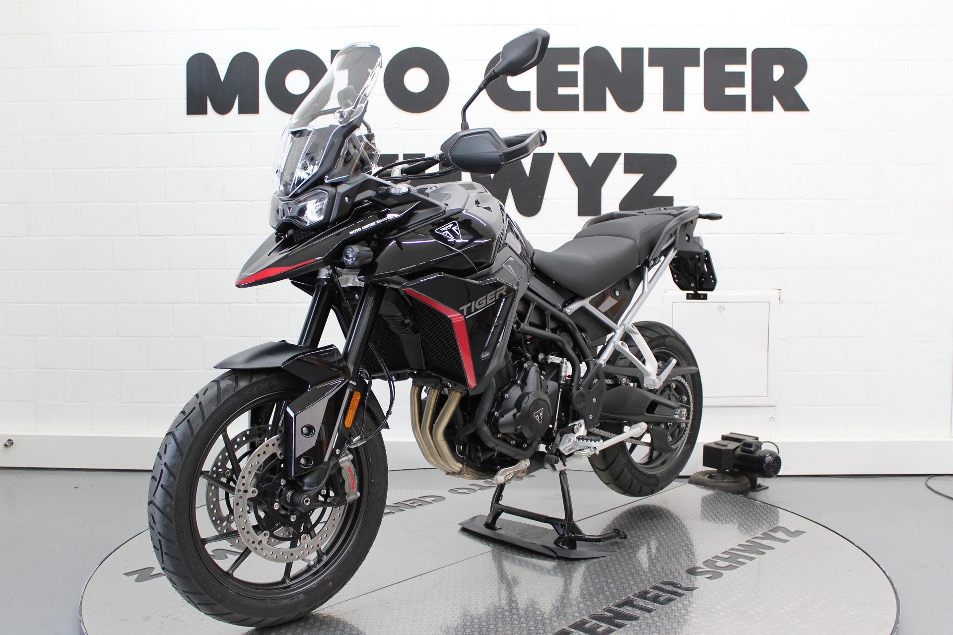 TRIUMPH Tiger 900 GT Pro A2-image-3