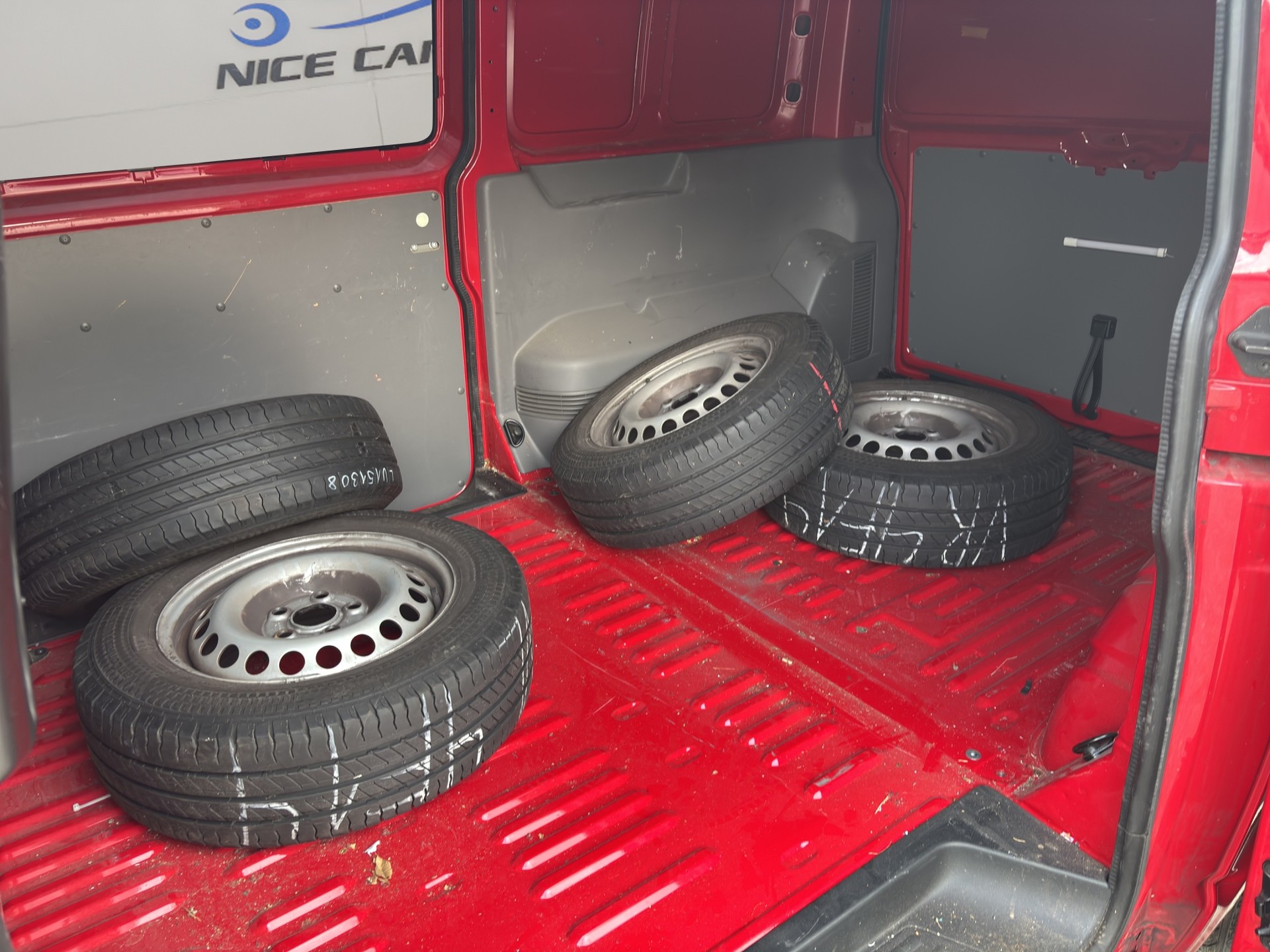VW T6.1 2.0 TDI-image-16