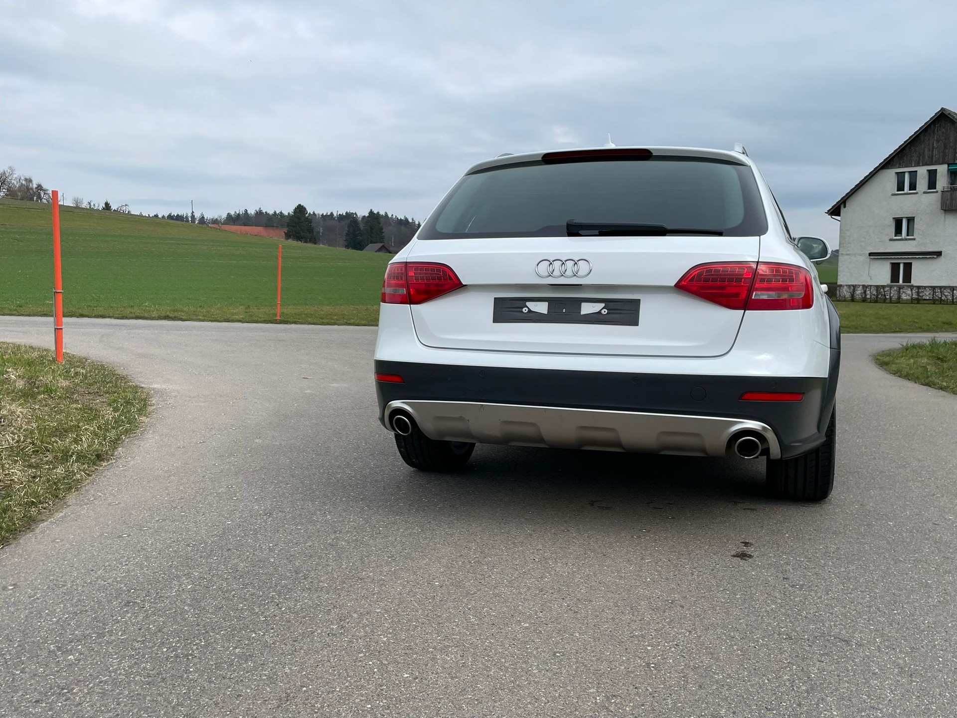 AUDI A4 ALLROAD-image-4