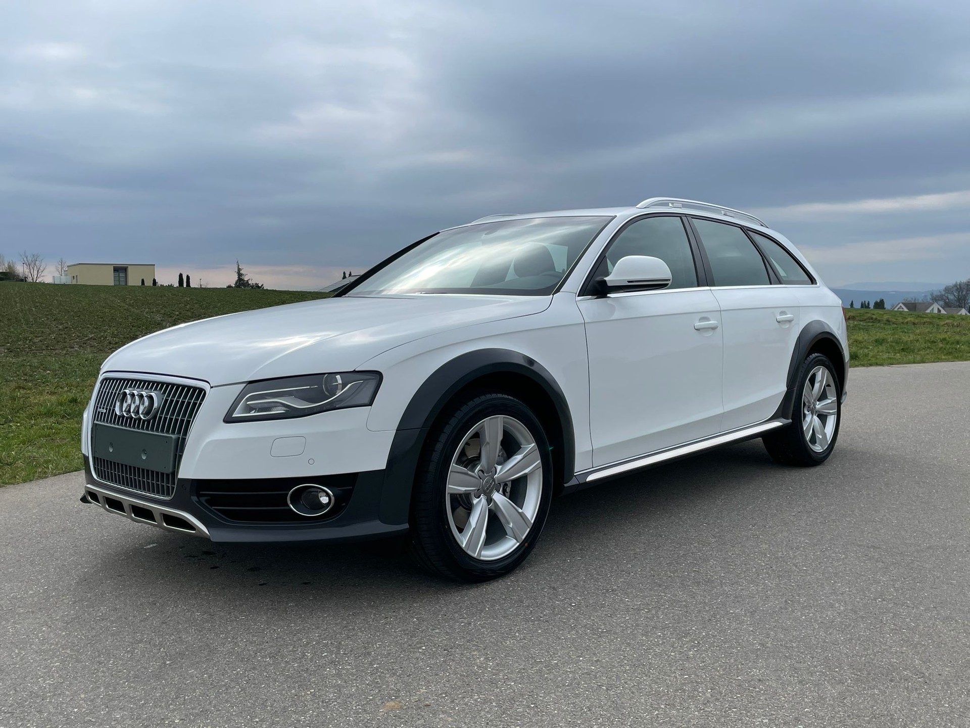 AUDI A4 ALLROAD
