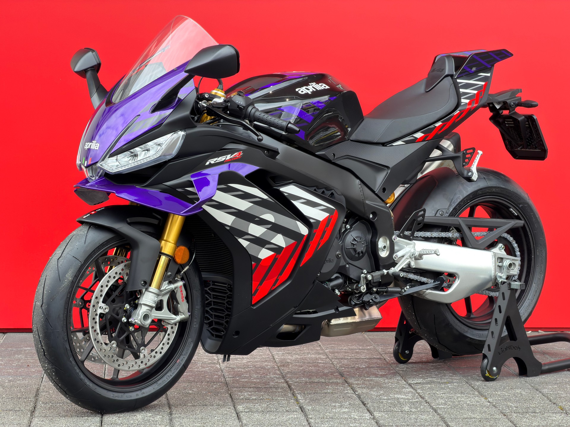 APRILIA RSV4 1100 E5+ Factory-image-11
