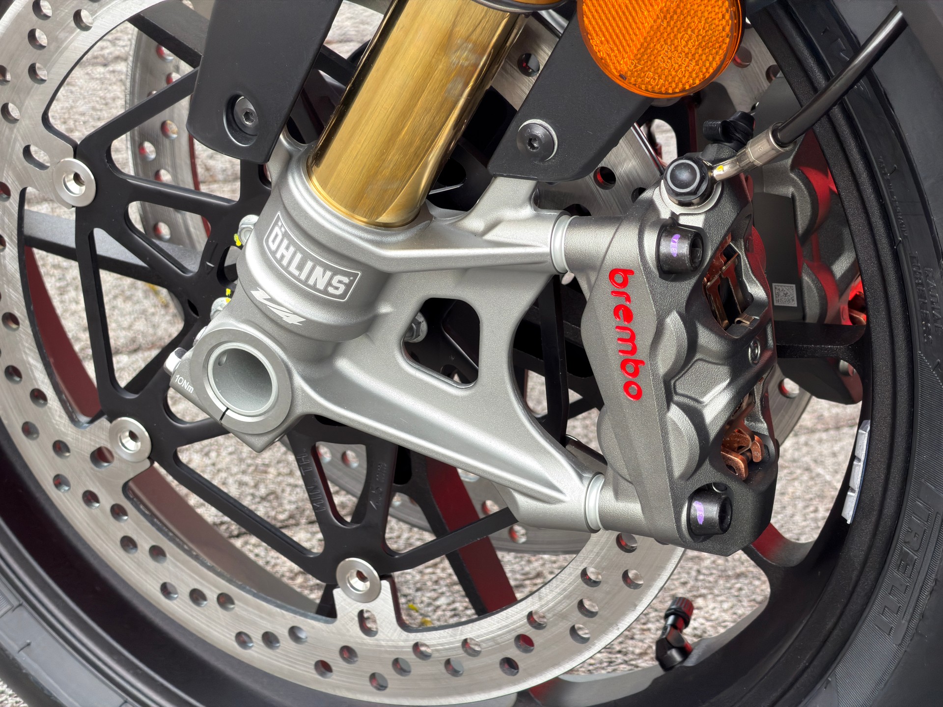 APRILIA RSV4 1100 E5+ Factory-image-5
