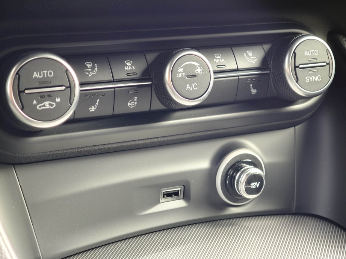 ALFA ROMEO Stelvio 2.0 Q4 280 Veloce Pack Tow Hook-image-12