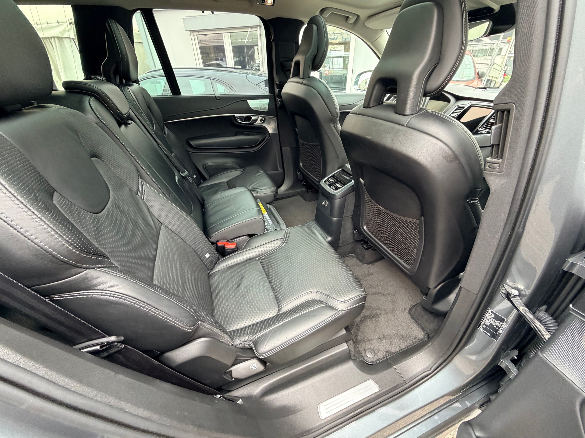 VOLVO XC90 T8 eAWD Inscription Expression Geartronic-image-11