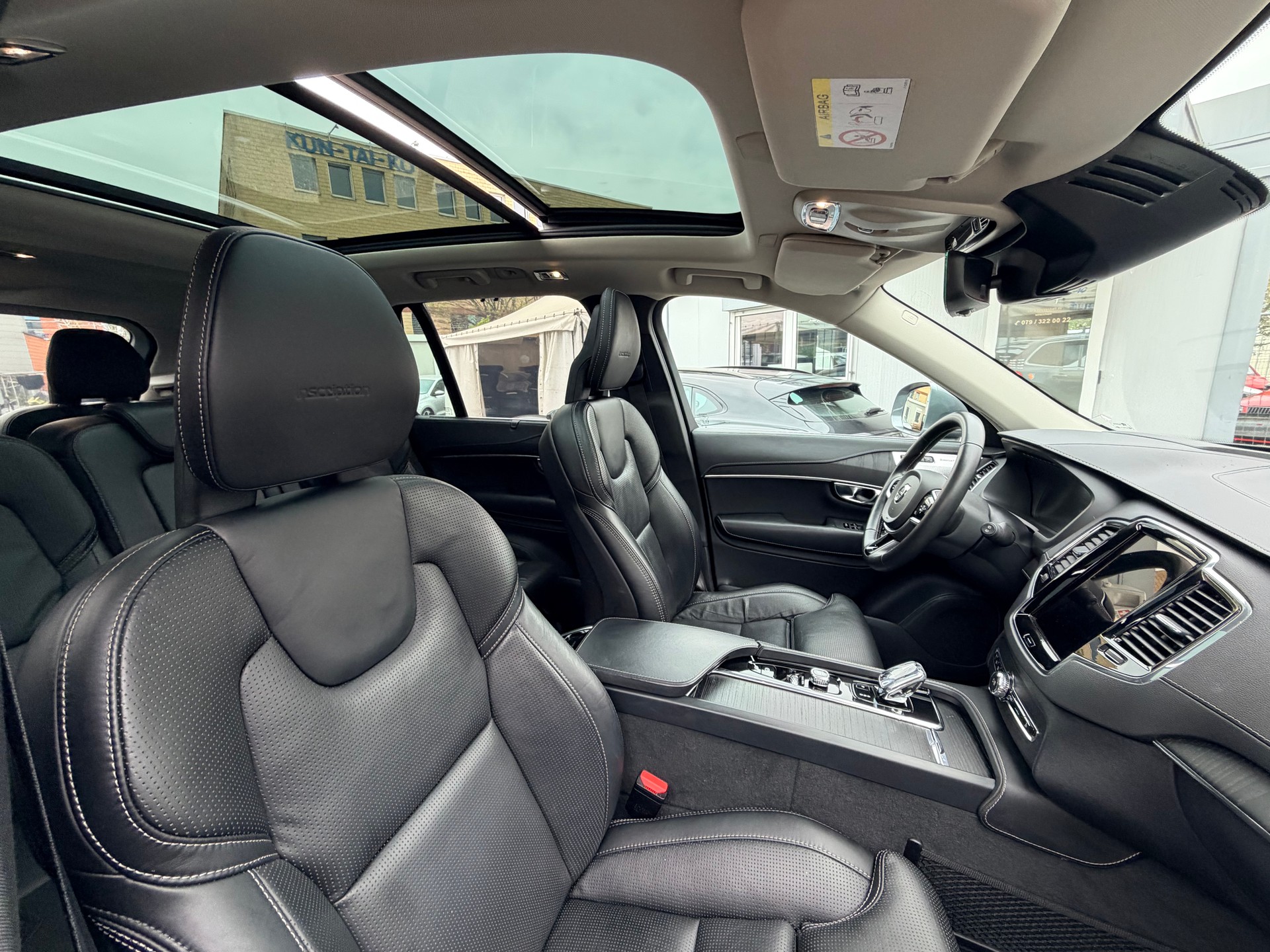 VOLVO XC90 T8 eAWD Inscription Expression Geartronic-image-9
