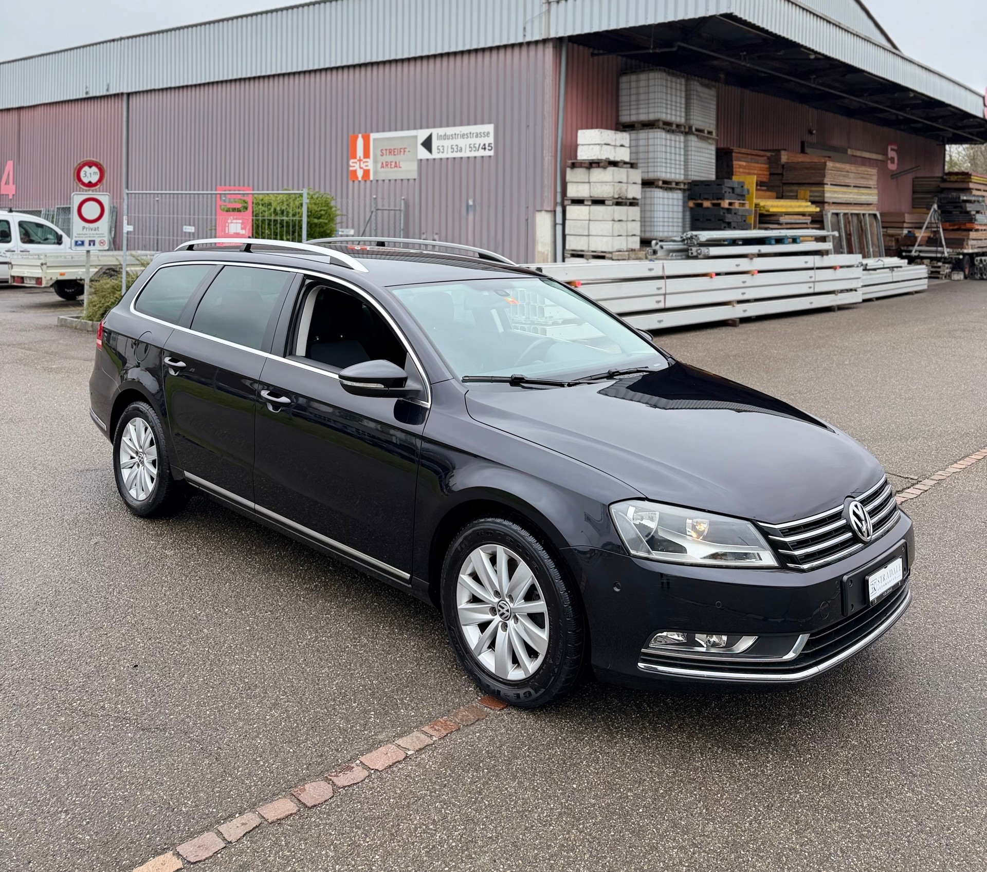 VW Passat Variant 1.8 TSI Highline DSG-image-3