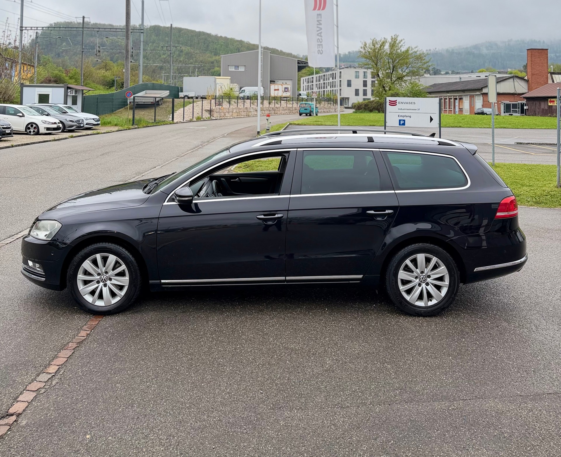 VW Passat Variant 1.8 TSI Highline DSG-image-8