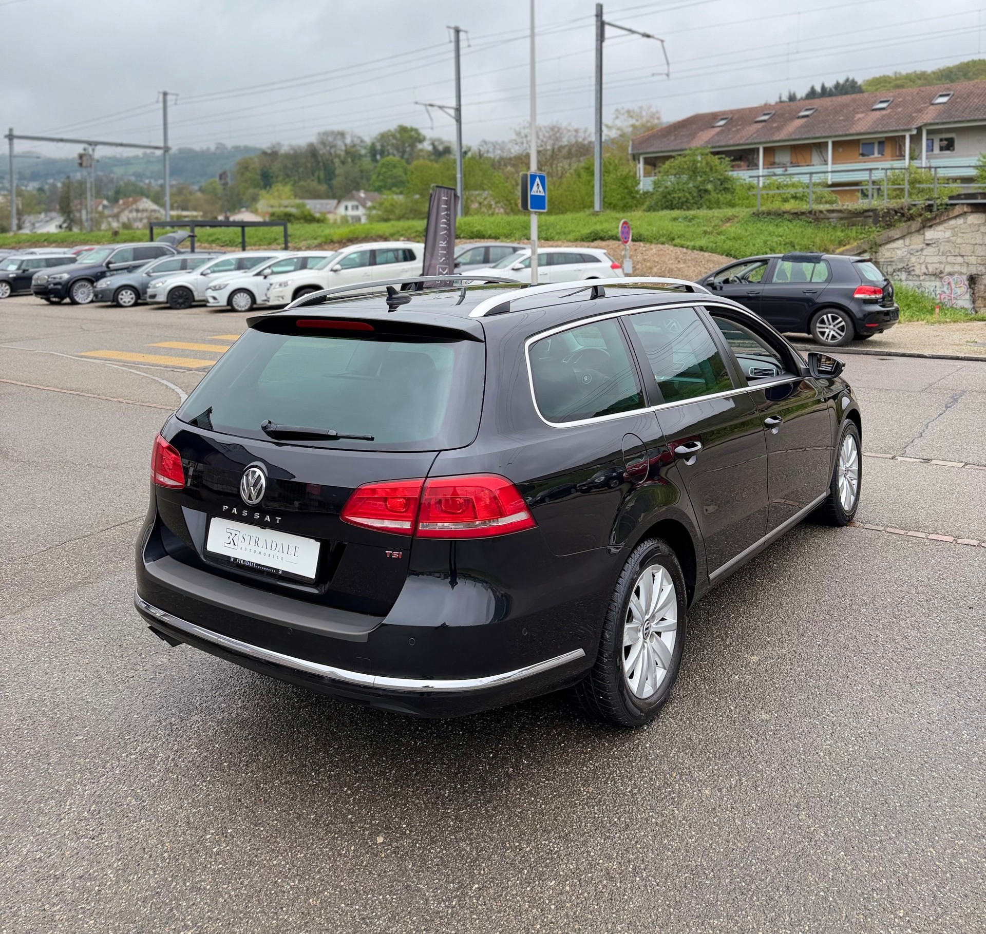 VW Passat Variant 1.8 TSI Highline DSG-image-5