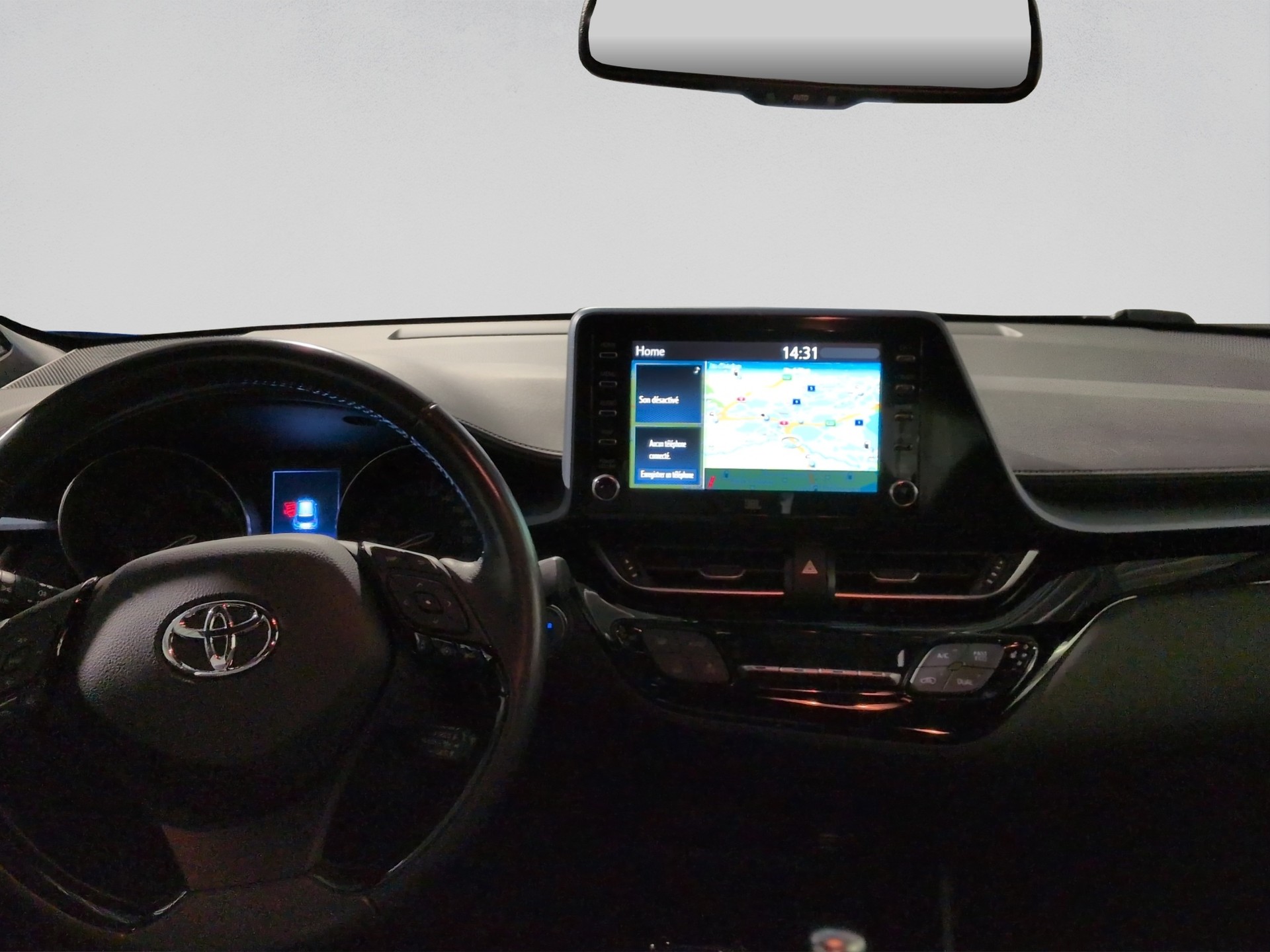 TOYOTA C-HR 1.8 HSD CVT Trend-image-13