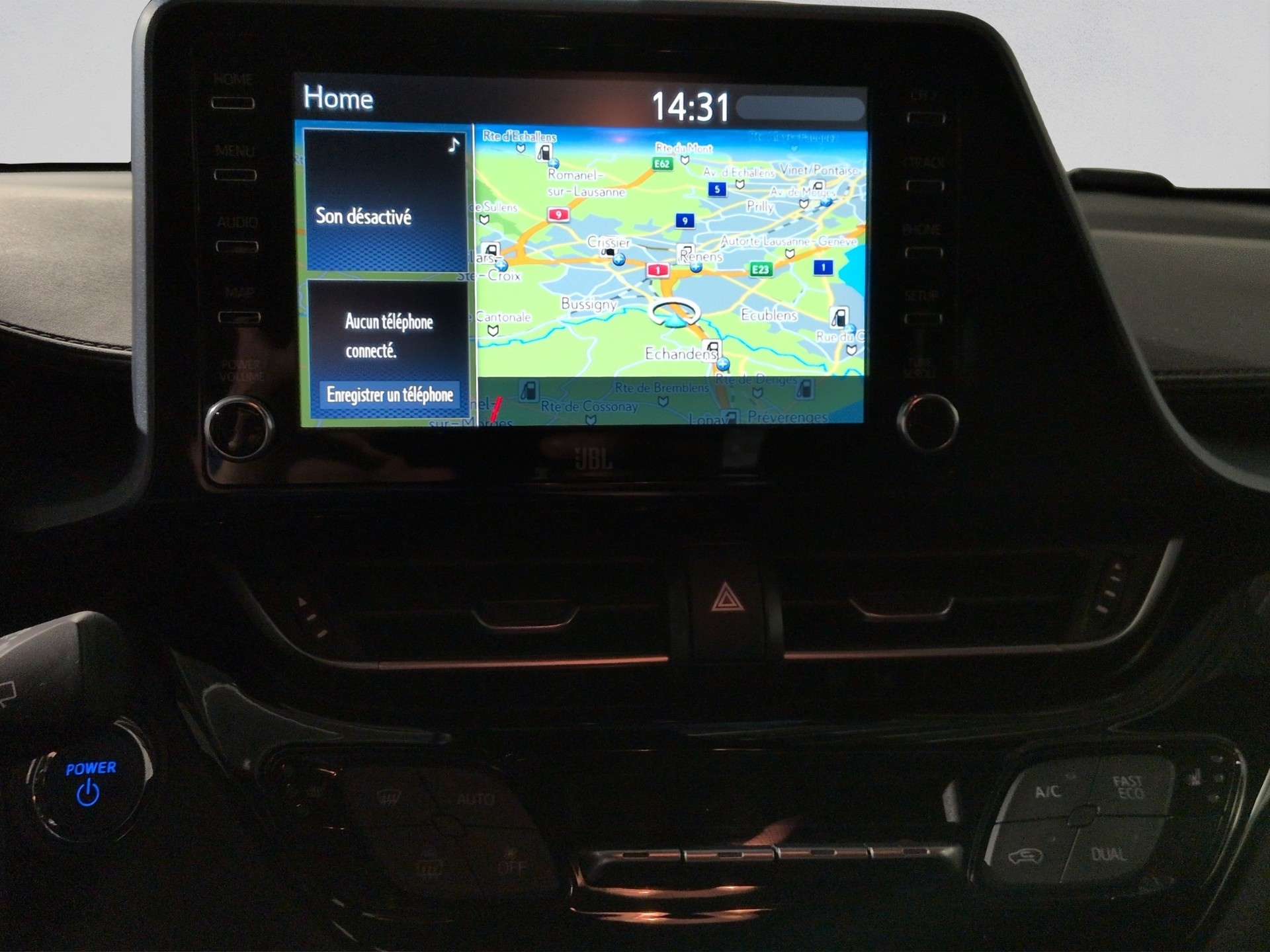 TOYOTA C-HR 1.8 HSD CVT Trend-image-12