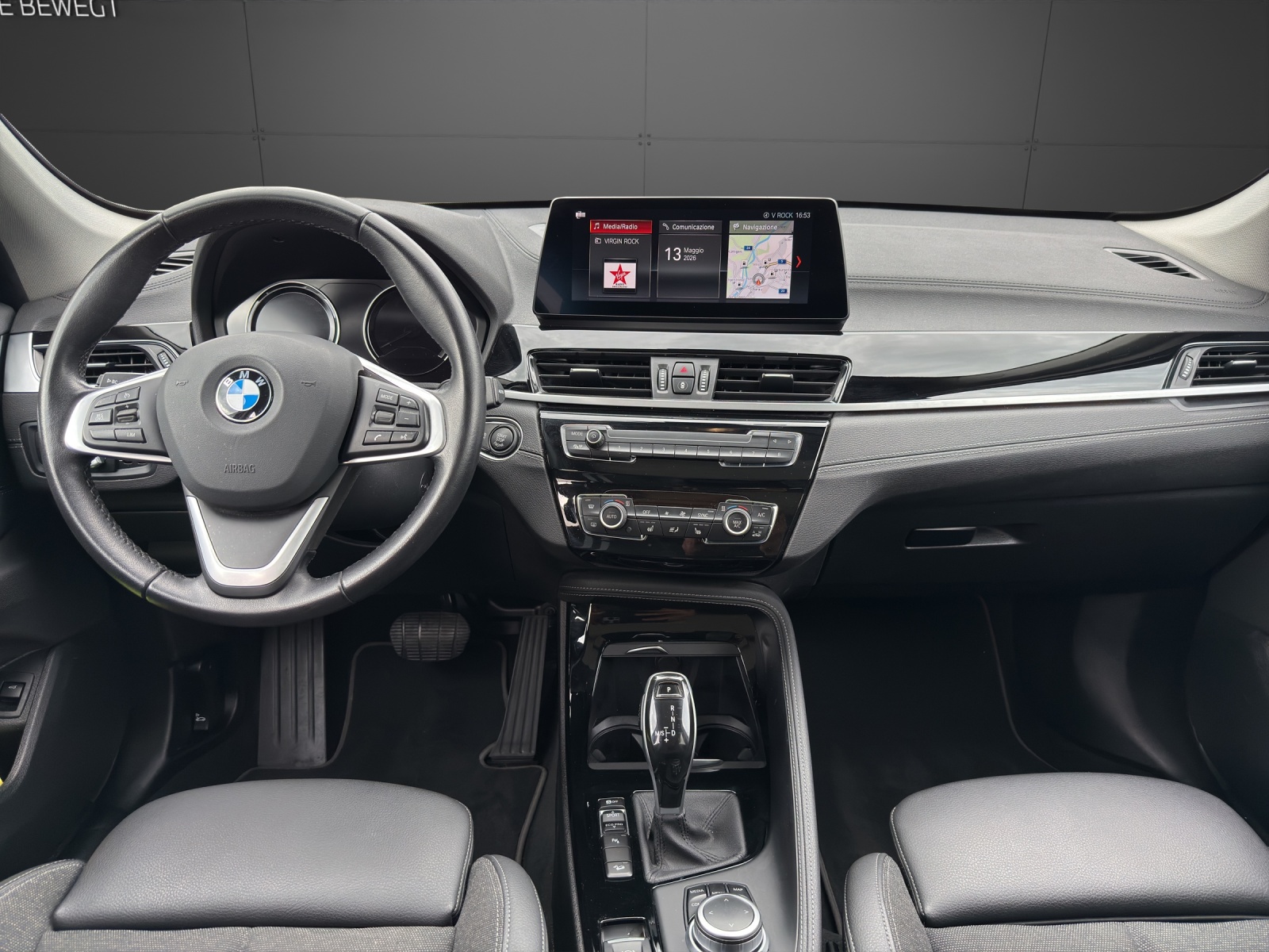 BMW X1 xDrive 18d Sport Line-image-7